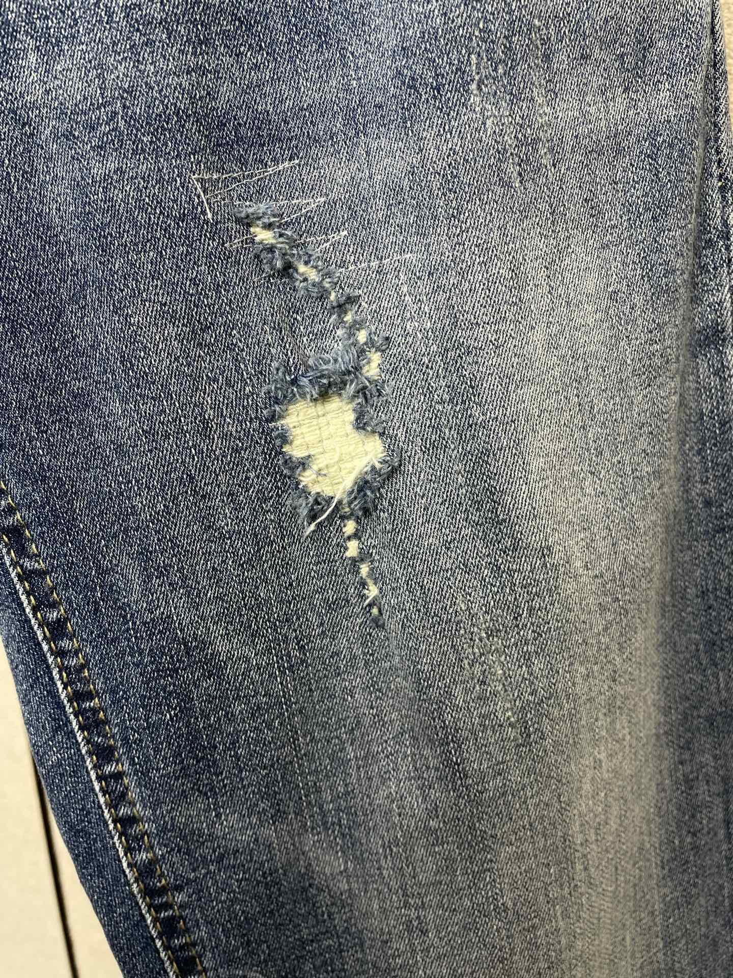 支持跨年售后！。Burberry巴宝莉💥独家专供新款休闲牛仔裤👖高端版本！专柜定制面料 透气舒适度高，细