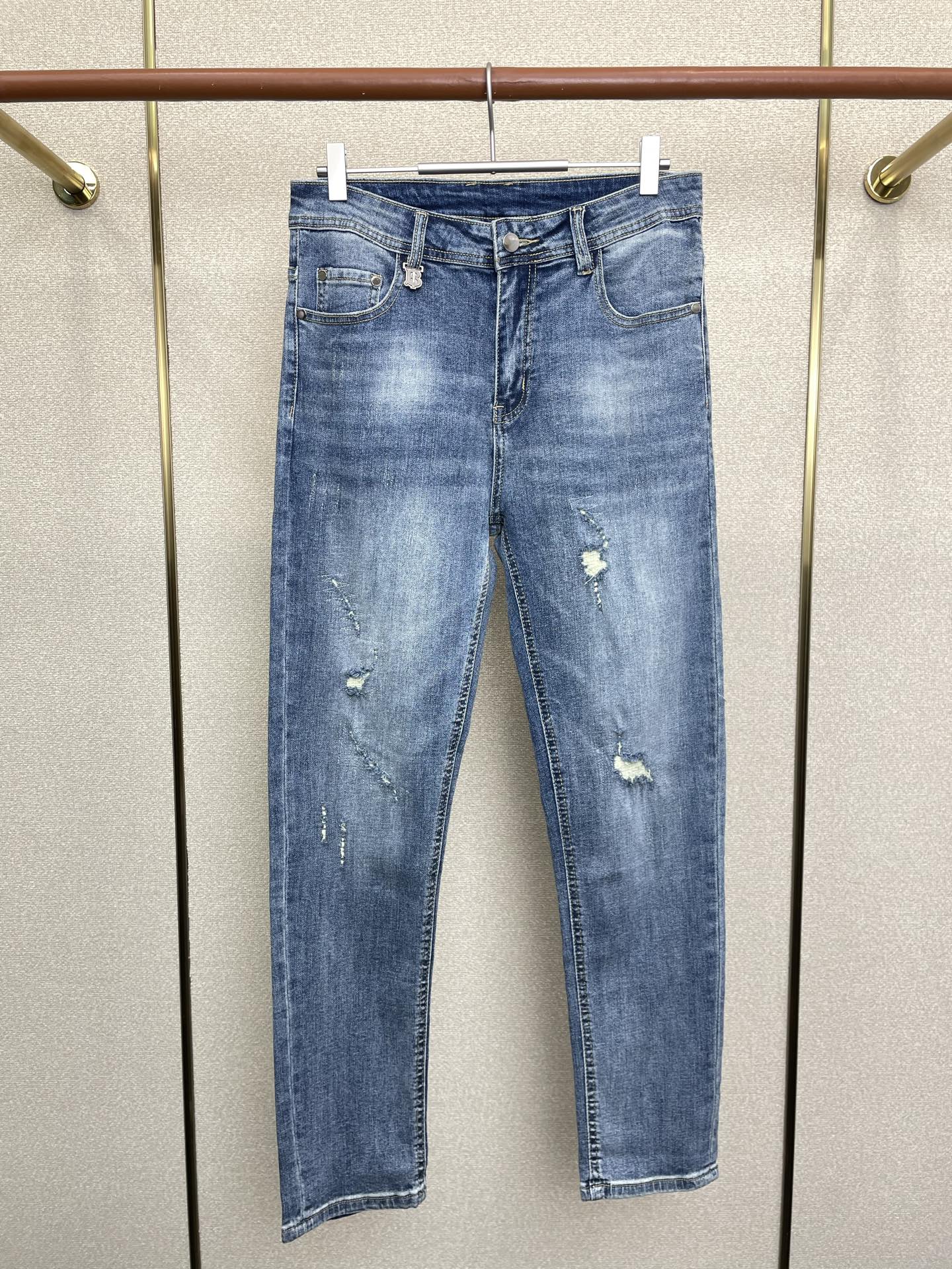 支持跨年售后！。Burberry巴宝莉💥独家专供新款休闲牛仔裤👖高端版本！专柜定制面料 透气舒适度高，细