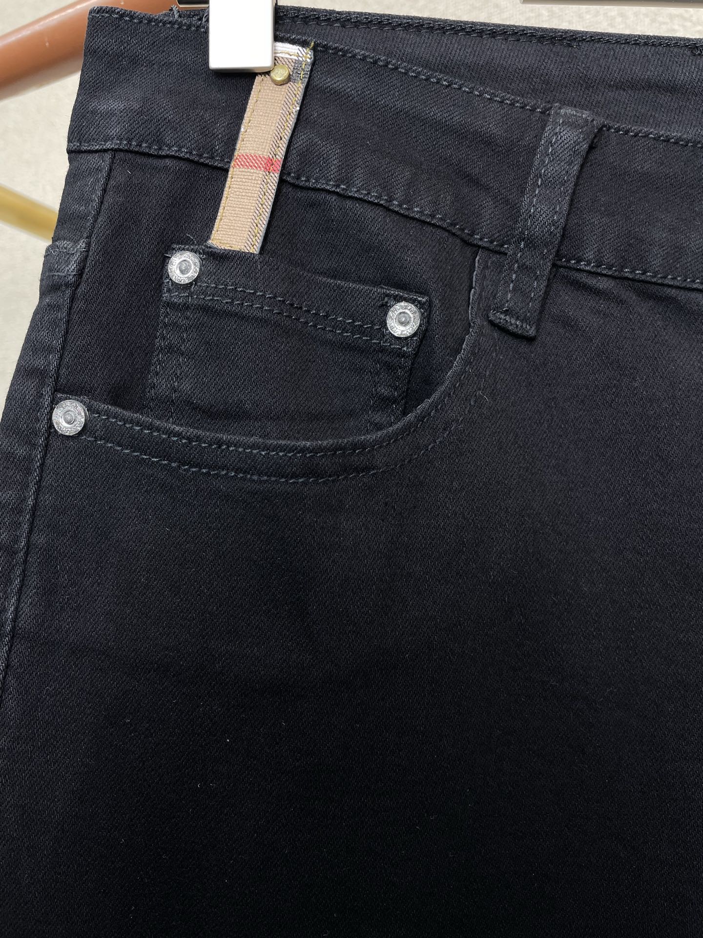 支持跨年售后！。Burberry巴宝莉💥独家专供新款休闲牛仔裤👖高端版本！专柜定制面料 透气舒适度高，细