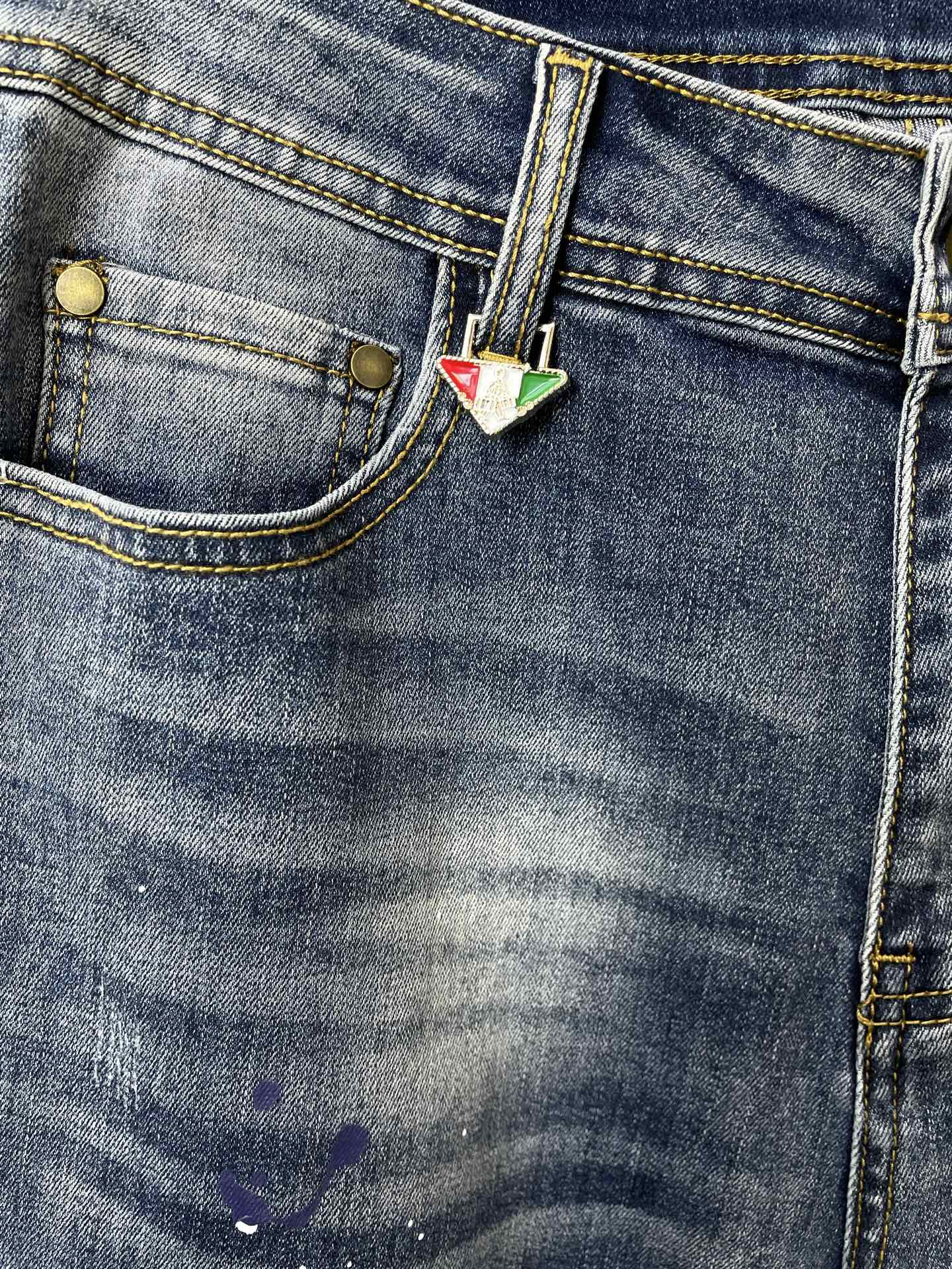 支持跨年售后！。Prada普拉达💥独家专供新款休闲牛仔裤👖高端版本！专柜定制面料 透气舒适度高，细节无可