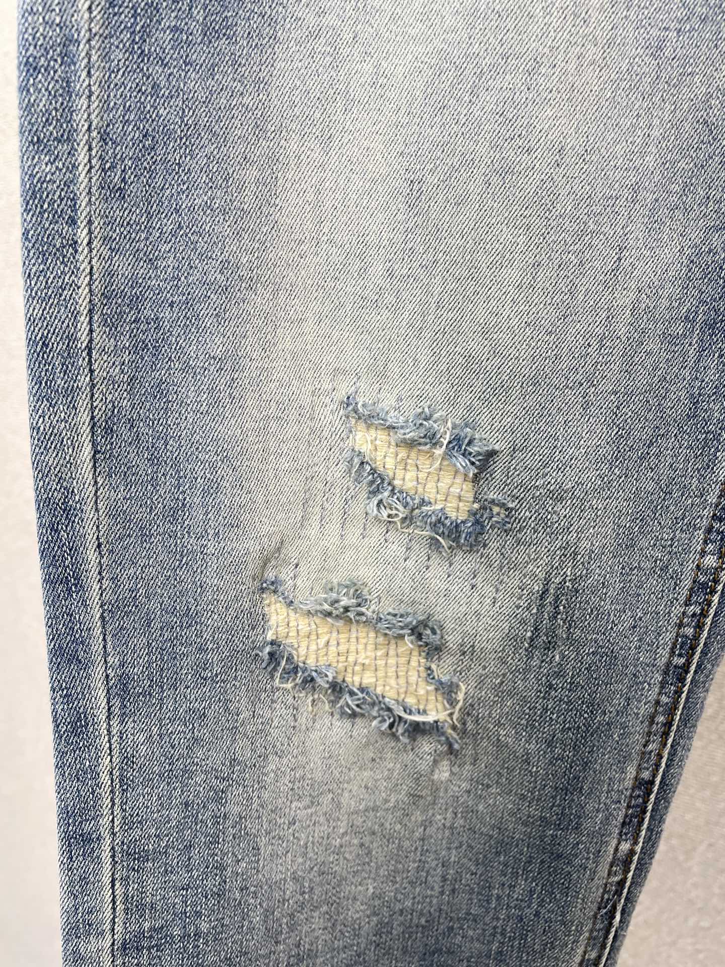 支持跨年售后！。Moncler蒙口💥独家专供新款休闲牛仔裤👖高端版本！专柜定制面料 透气舒适度高，细节无