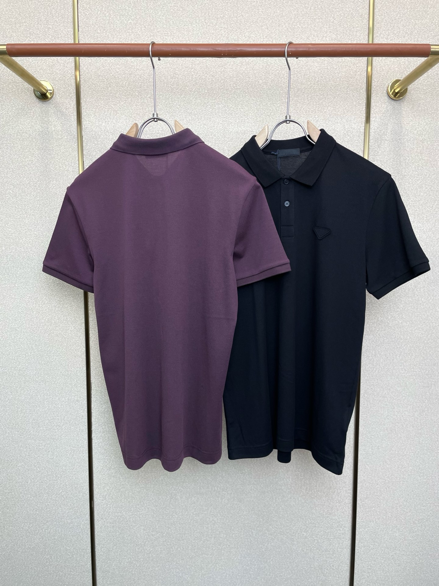 。Prada普拉达💥砸锅卖铁都要上的新款新款原单男士休闲短袖 高端定制 高端版本 时尚百搭爆款⚠️⚠️✨