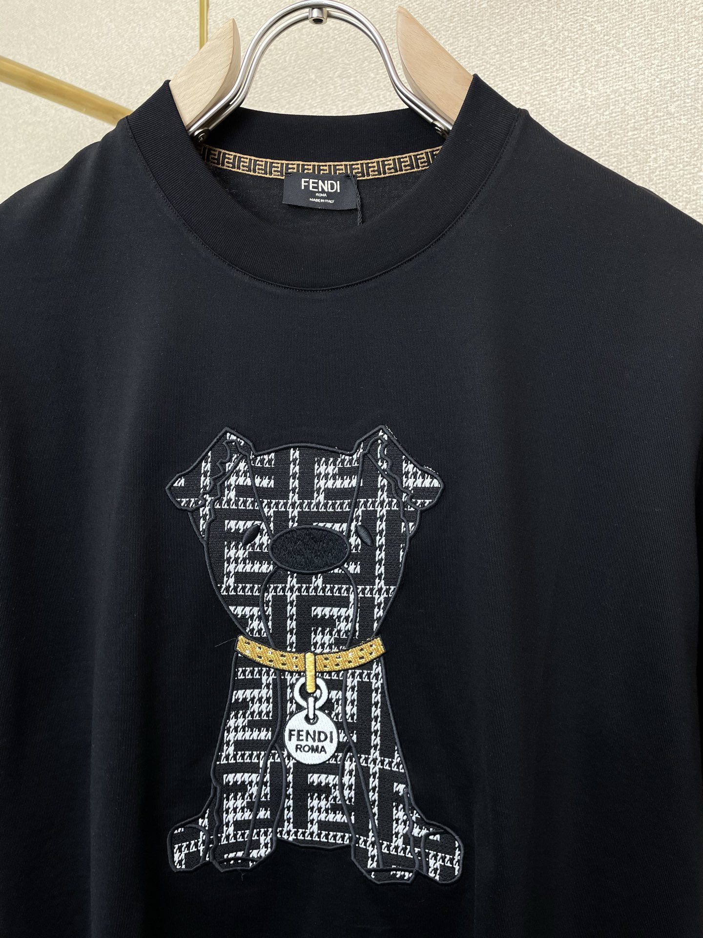 支持跨年售后！。FENDI芬迪💥独家专供新款原单男士休闲短袖 高端定制 高端版本 时尚百搭爆款⚠️⚠️✨