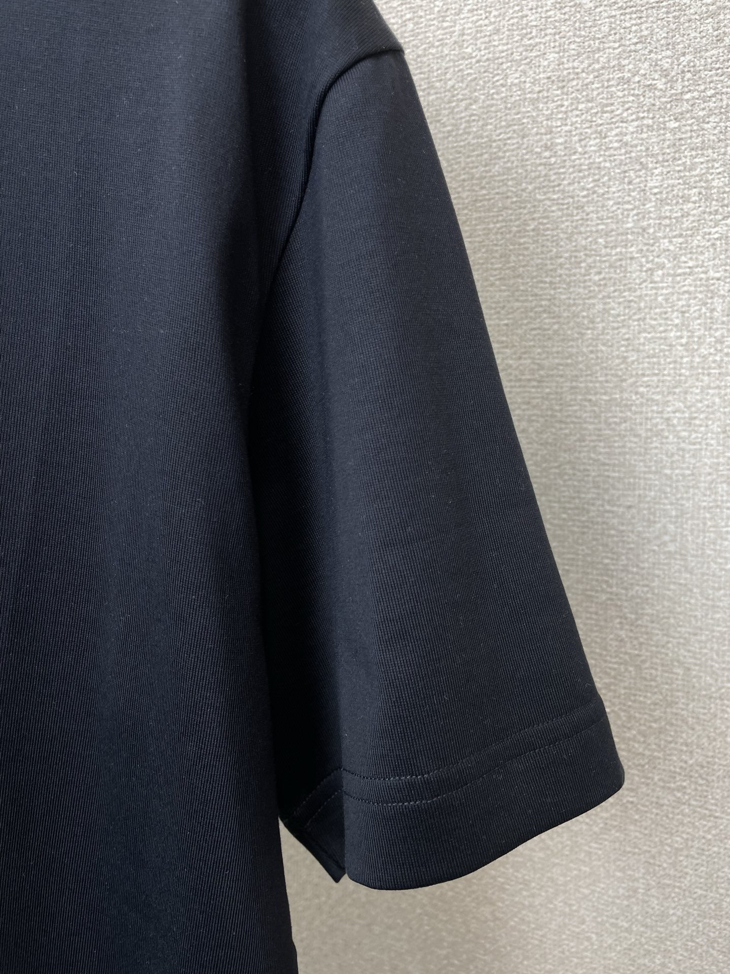 支持跨年售后！。FENDI芬迪💥独家专供新款原单男士休闲短袖 高端定制 高端版本 时尚百搭爆款⚠️⚠️✨