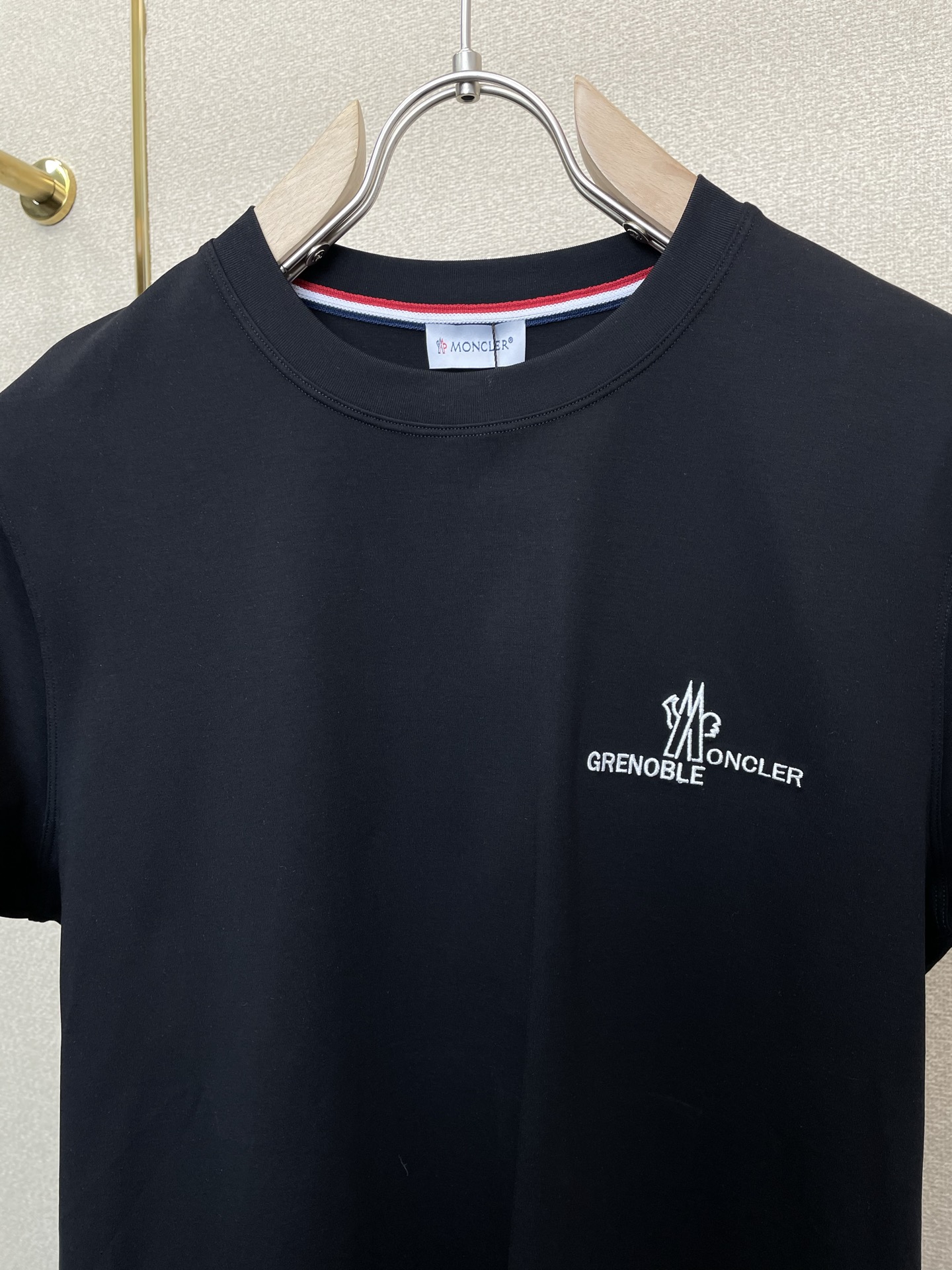 支持跨年售后！。Moncler蒙口💥独家专供新款原单男士休闲短袖 高端定制 高端版本 时尚百搭爆款⚠️⚠