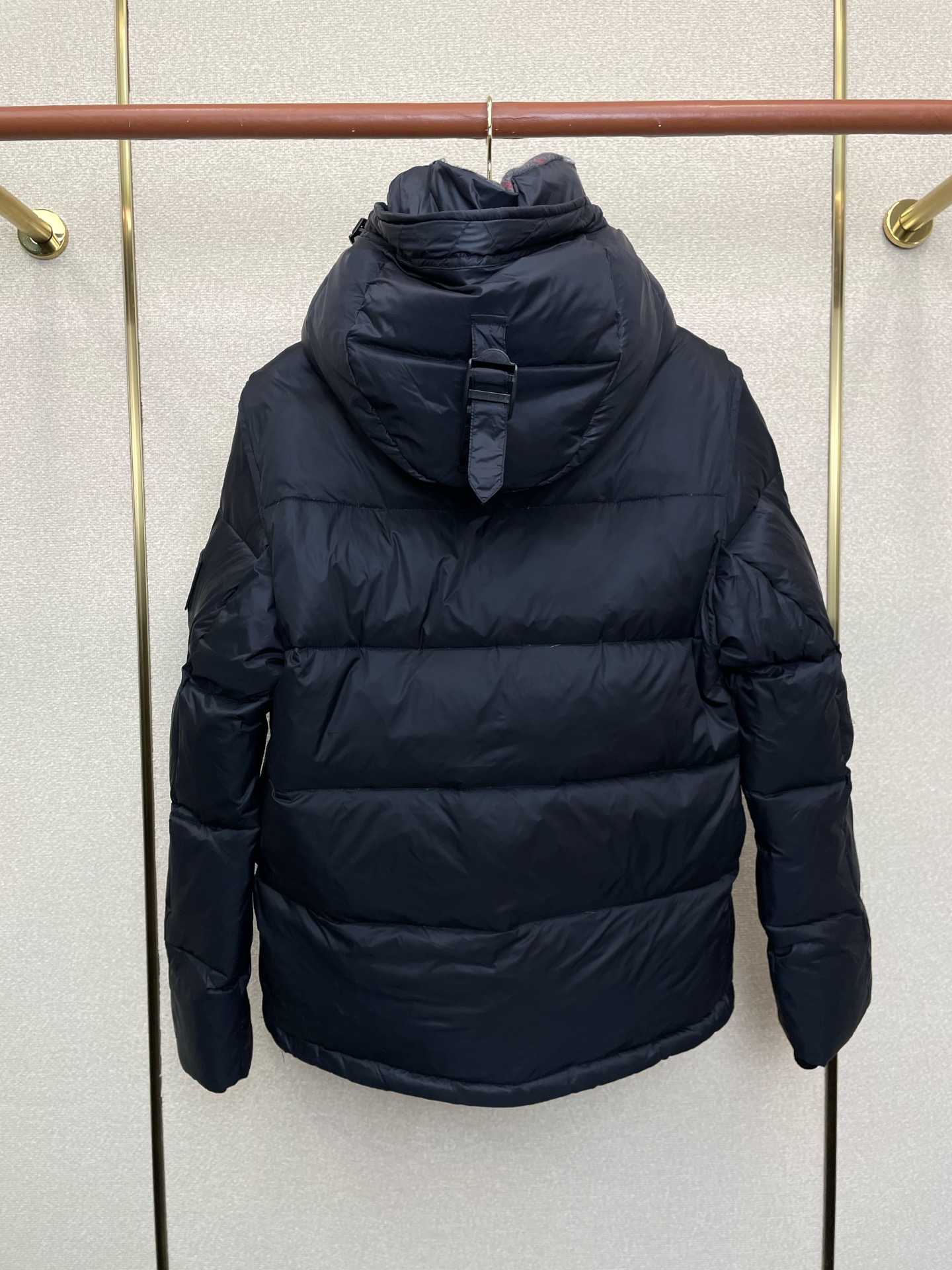 。羽绒服-Burberry巴宝莉💥砸锅卖铁都要上的新款秋冬新款羽绒服夹克。二合一羽绒服马甲 贸易公司渠道