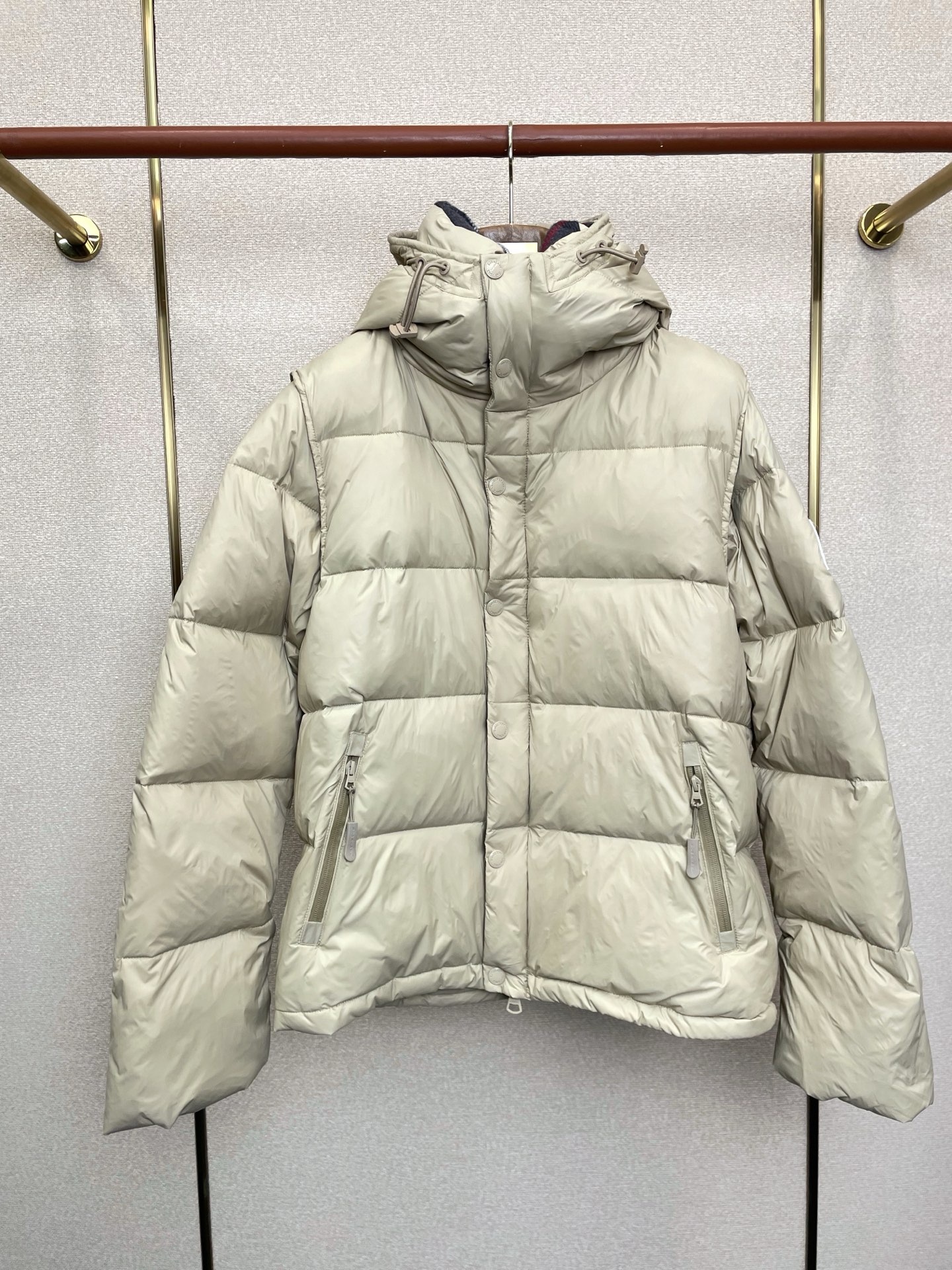 。羽绒服-Burberry巴宝莉💥砸锅卖铁都要上的新款秋冬新款羽绒服夹克。二合一羽绒服马甲 贸易公司渠道