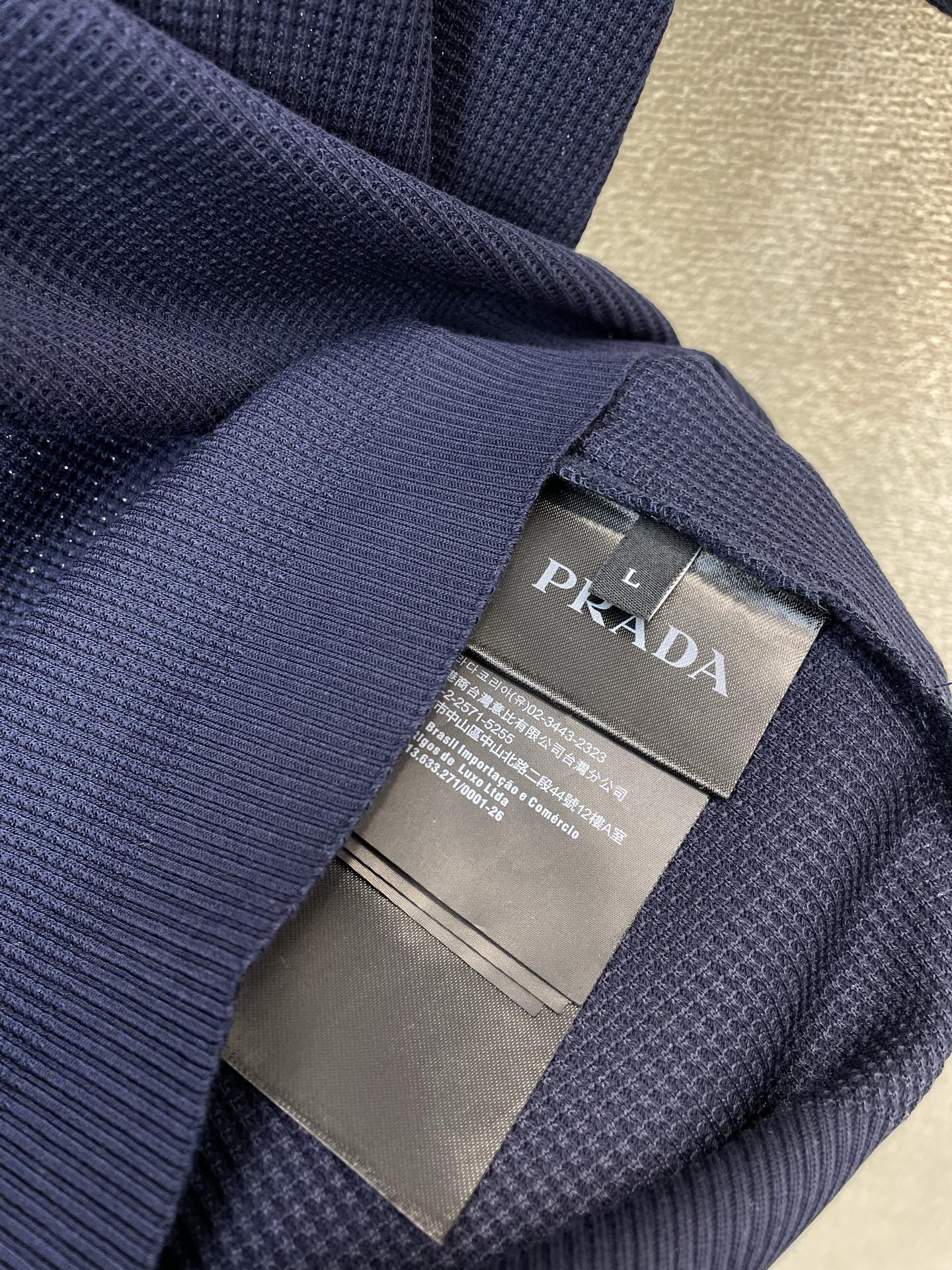 支持跨年售后！。Prada普拉达💥独家专供新款原单男士休闲短袖 高端定制 高端版本 时尚百搭爆款⚠️⚠️