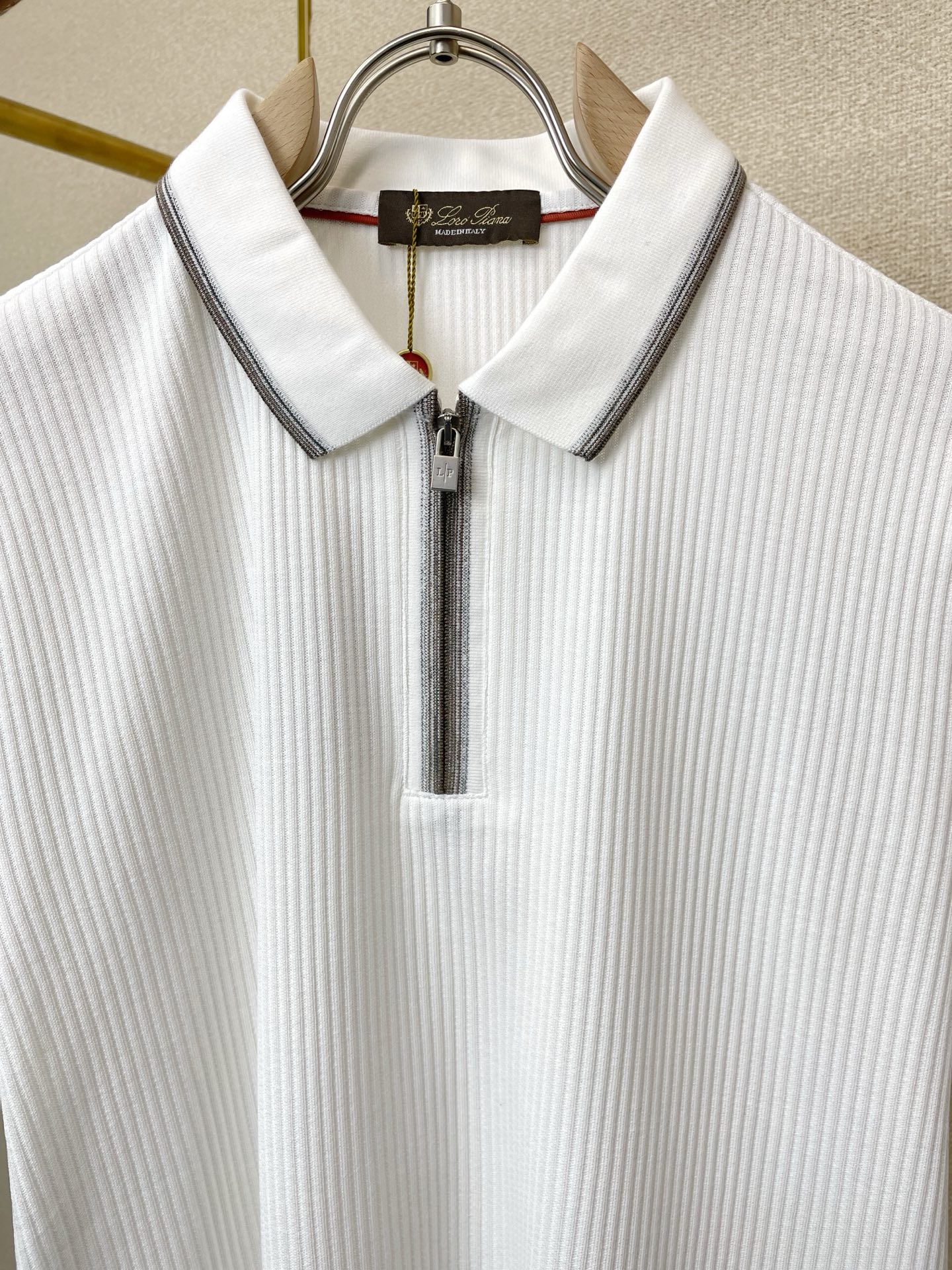 支持跨年售后！。lp🆕-Loro Piana诺悠翩雅💥独家专供新款原单男士休闲短袖 高端定制 高端版本 