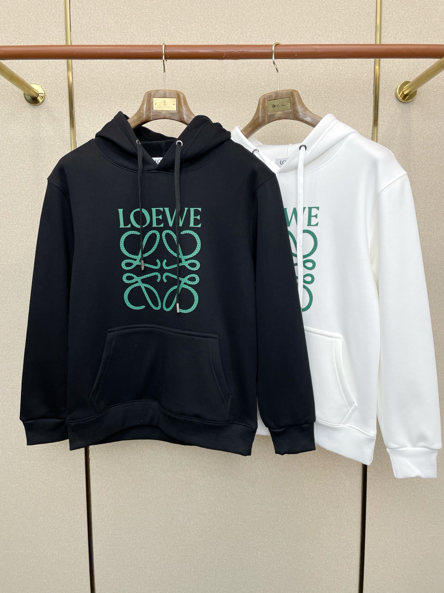 支持跨年售后！。LOEWE罗意威💥独家专供新款原单男士休闲连帽加绒卫衣 高端定制 高端版本 时尚百搭爆款