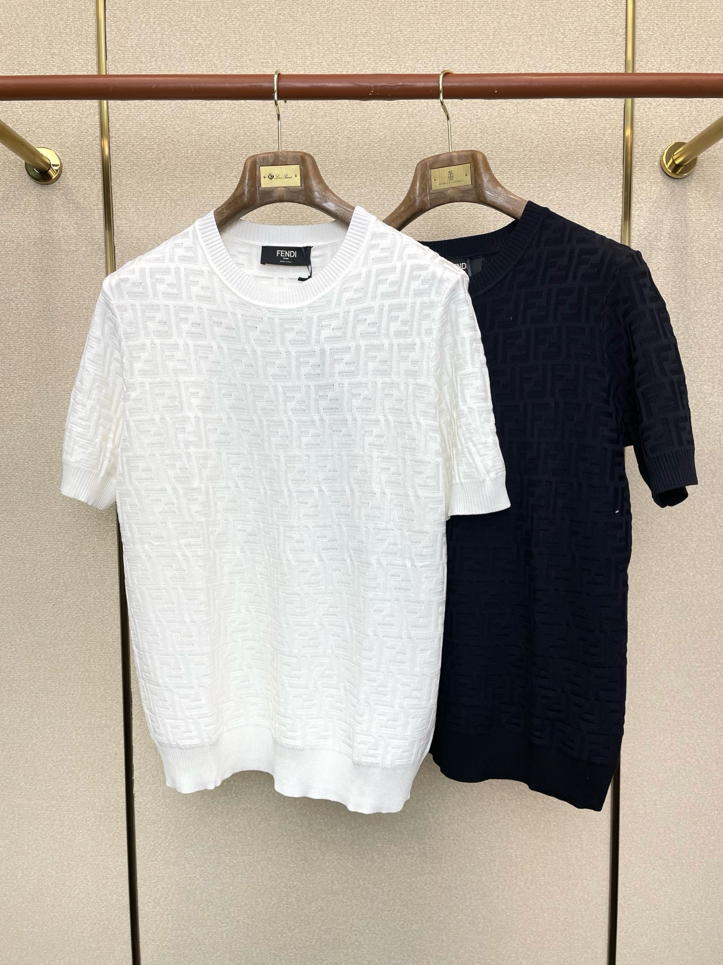 。FENDI芬迪💥独家专供新款原单男士休闲针织短袖 高端定制 高端版本 时尚百搭爆款⚠️⚠️✨✨进口面料