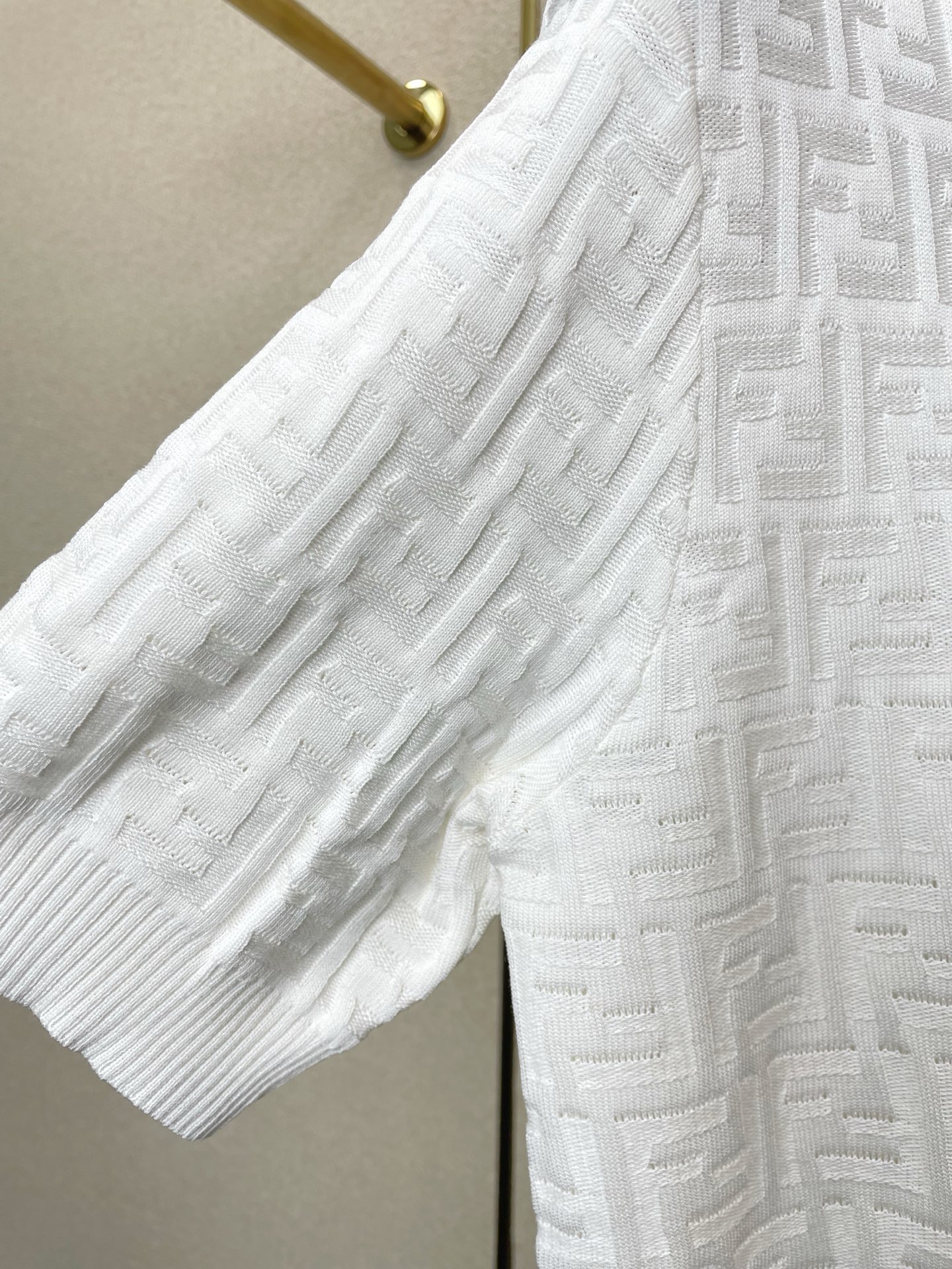 。FENDI芬迪💥独家专供新款原单男士休闲针织短袖 高端定制 高端版本 时尚百搭爆款⚠️⚠️✨✨进口面料