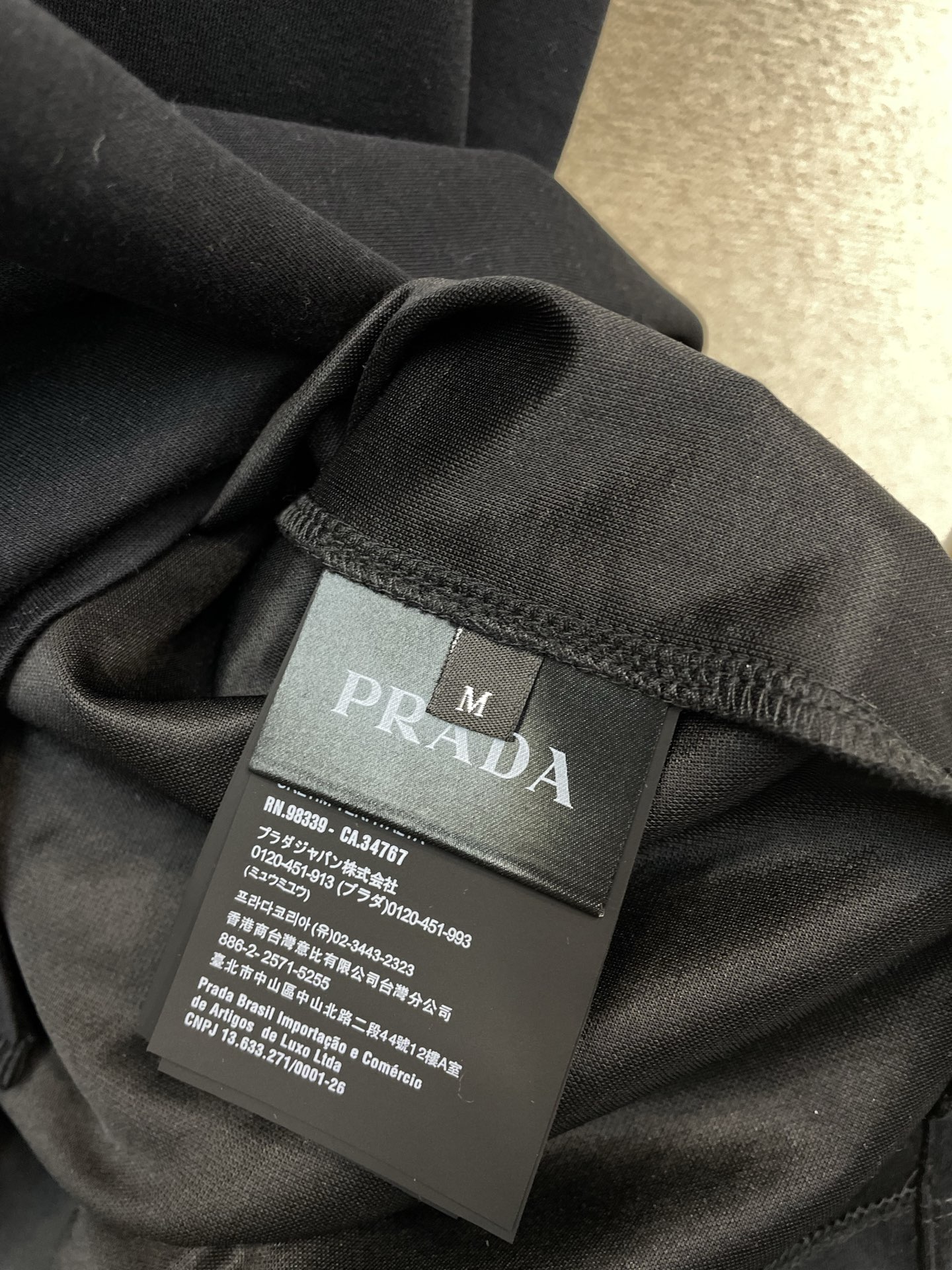 。Prada普拉达💥独家专供新款原单男士休闲短袖 高端定制 高端版本 时尚百搭爆款⚠️⚠️✨✨进口面料 