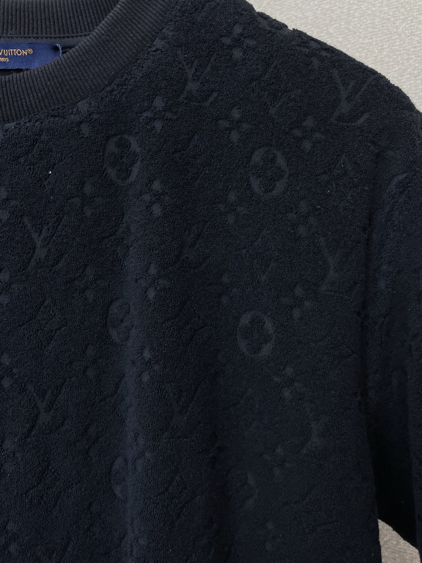 。Louis Vuitton路易威登💥独家专供新款原单男士休闲短袖 高端定制 高端版本 时尚百搭爆款⚠️