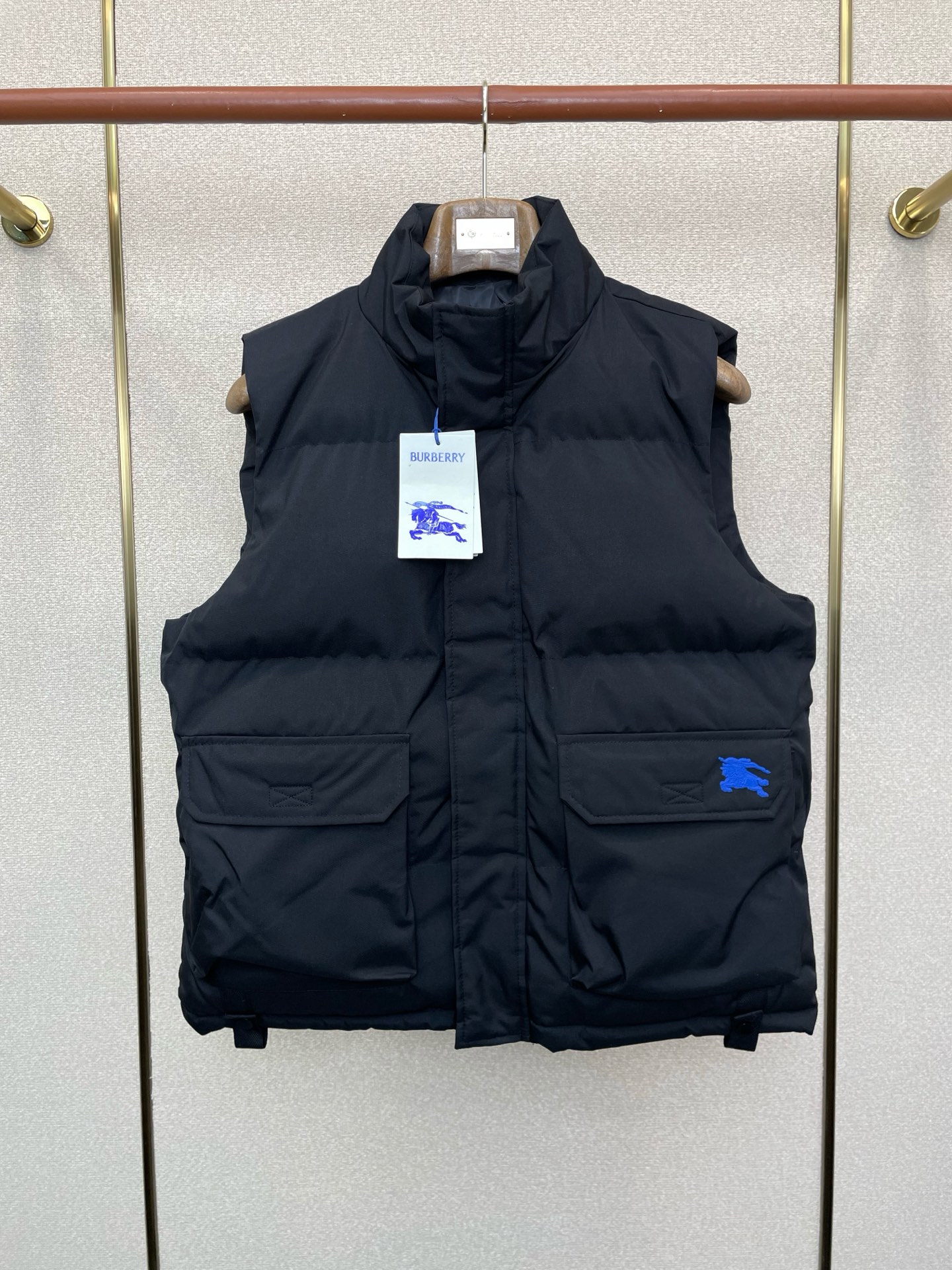 支持跨年售后！。羽绒服-BURBERRY巴宝莉💥独家专供高领羽绒马甲。贸易公司渠道稀出，三合一马甲羽绒服