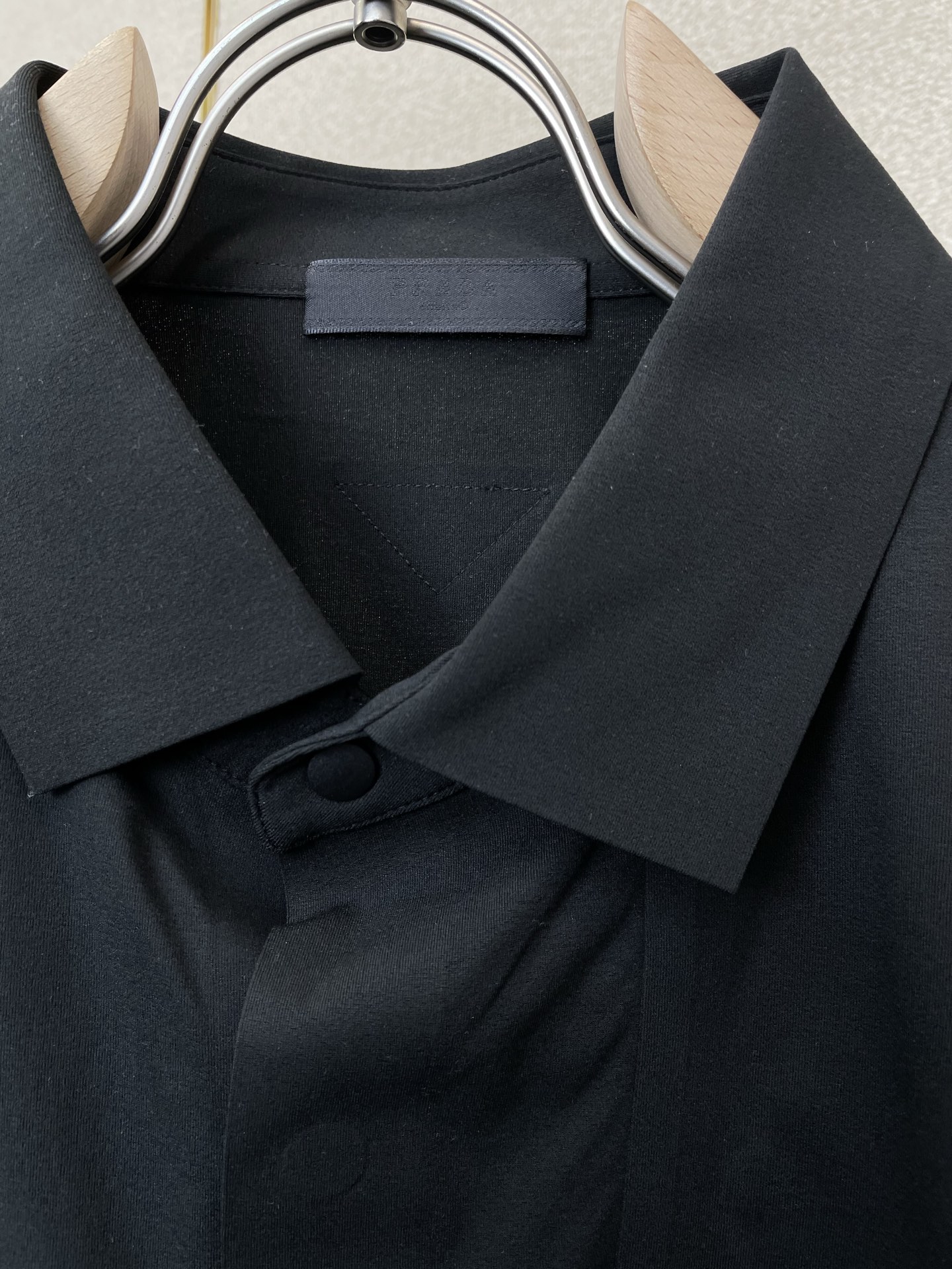 支持跨年售后！。Prada普拉达💥独家专供新款原单男士休闲短袖 高端定制 高版本 时尚百搭爆款⚠️⚠️✨