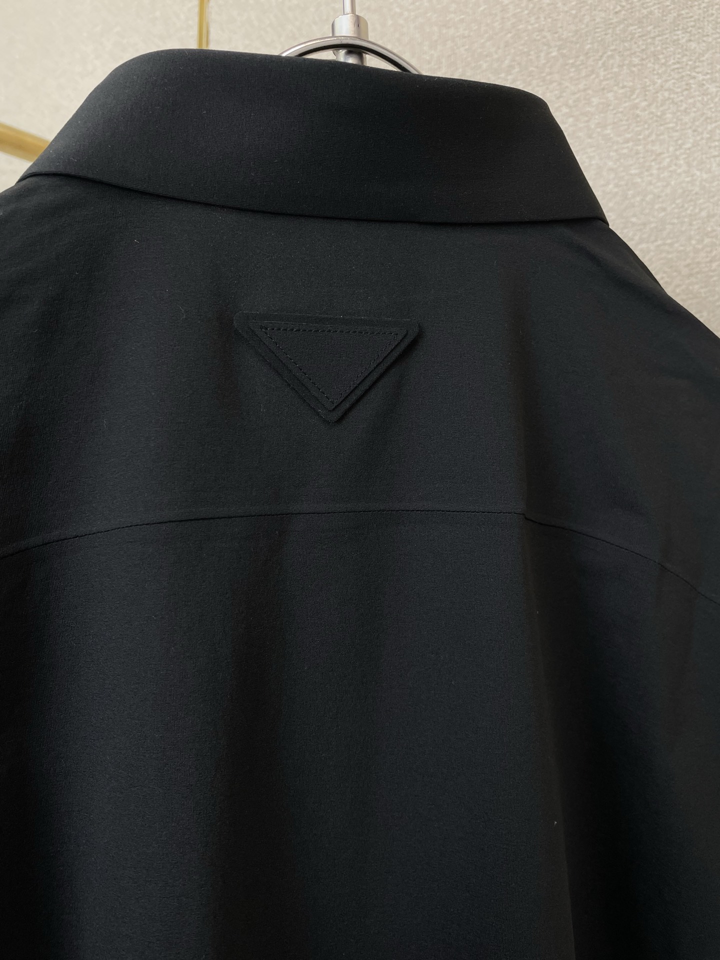 支持跨年售后！。Prada普拉达💥独家专供新款原单男士休闲短袖 高端定制 高版本 时尚百搭爆款⚠️⚠️✨