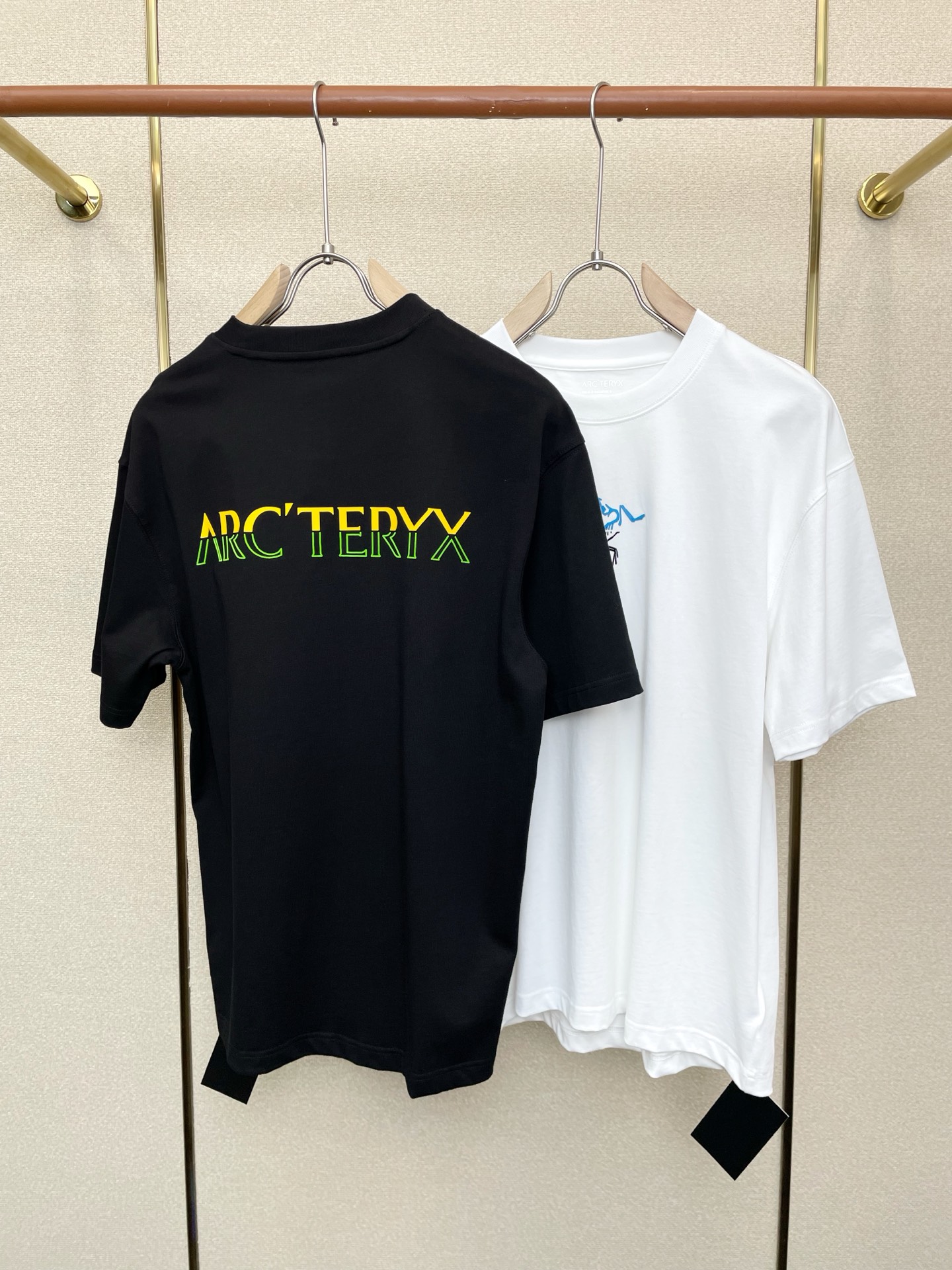 支持跨年售后！。Arc’teryx始祖鸟💥独家专供新款原单男士休闲短袖 高端定制 高端版本 时尚百搭爆款