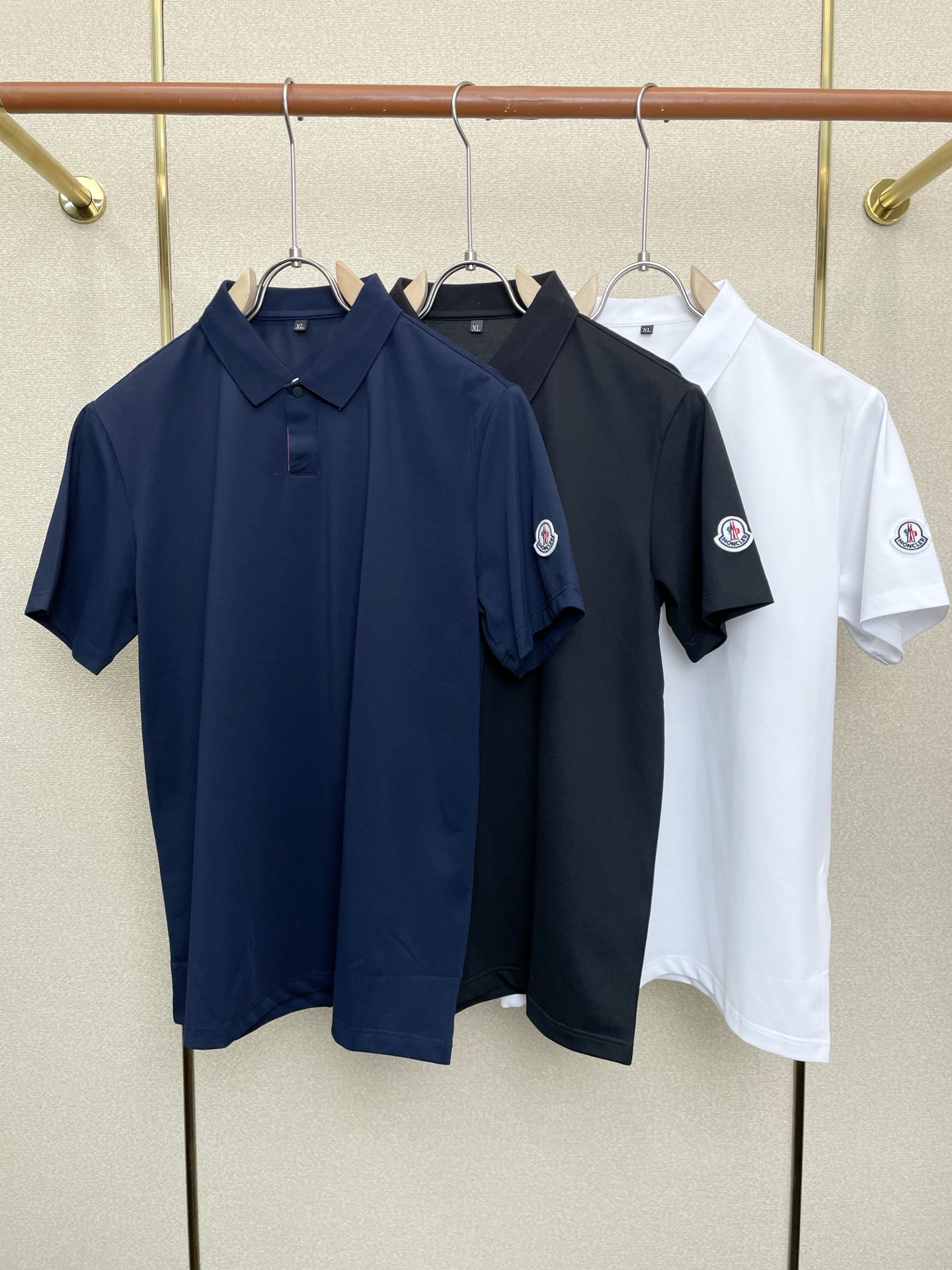 NO:712258,Support New Year’s Eve after-sales service!  .Moncler Moncler Men's Men's Casual Short Sleeve Exclusively Available for New Original Men's Casual Short Sleeves, High-end Customization, High-End Version, Fashionable and Versatile Popular Imported Fabrics, Super Soft and Delicate Handle, Skin-Friendly and Comfortable, High-end Boutique, The Upper Body Made by the OEM is Very Excellent, Men's Necessary Items, Three Standards Complete, Size M-4XL,, Moncler, T-shirt,19860909支持跨年售后！.Moncler蒙口独家专供新款原单男士休闲短袖 高端定制 高端版本 时尚百搭爆款进口面料 手感超柔软细腻 穿着亲肤舒适 高端精品 代工厂精细做上身非常赞 男士必备单品 三标齐全 码数M-4XL,,Moncler,T-shirt,,Men's clothing