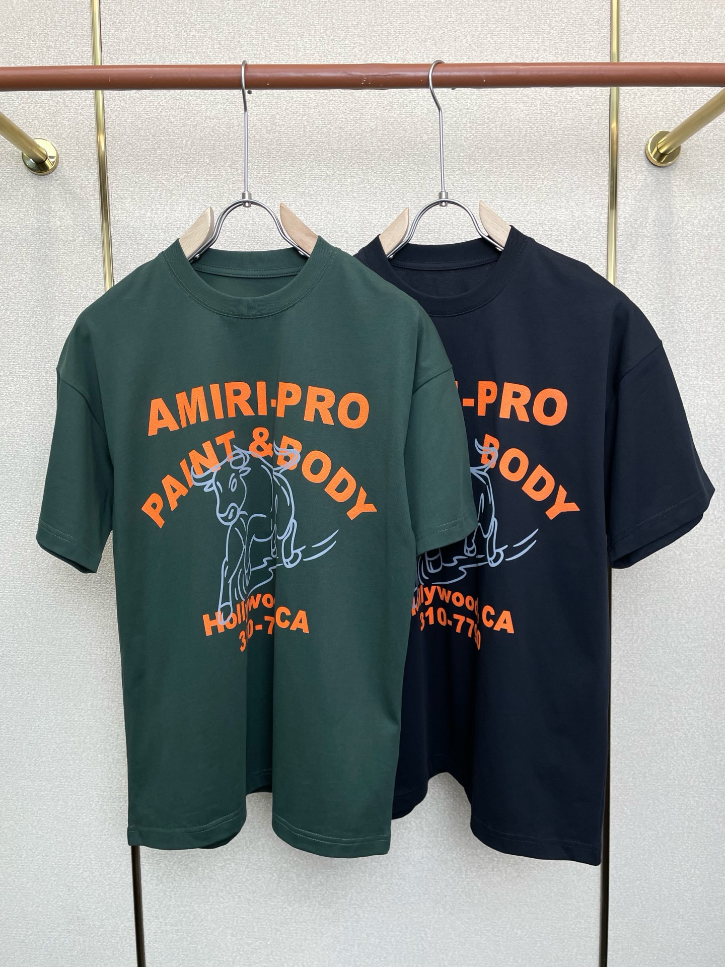 NO:874267,.AMIRI is a must-have new model of original men's casual short-sleeves. High-end customization. High-end version. Fashionable and versatile imported fabrics. Super soft and delicate feel. Skin-friendly and comfortable to wear. High-end boutique. The upper body is finely made by the OEM. It is a must-have item for men. Three complete standards. Size M-3XL, amiri, T-shirt,19860909.AMIRI砸锅卖铁都要上的新款新款原单男士休闲短袖 高端定制 高端版本 时尚百搭爆款进口面料 手感超柔软细腻 穿着亲肤舒适 高端精品 代工厂精细做上身非常赞 男士必备单品 三标齐全 码数M-3XL,,amiri,T-shirt,,Men's clothing
