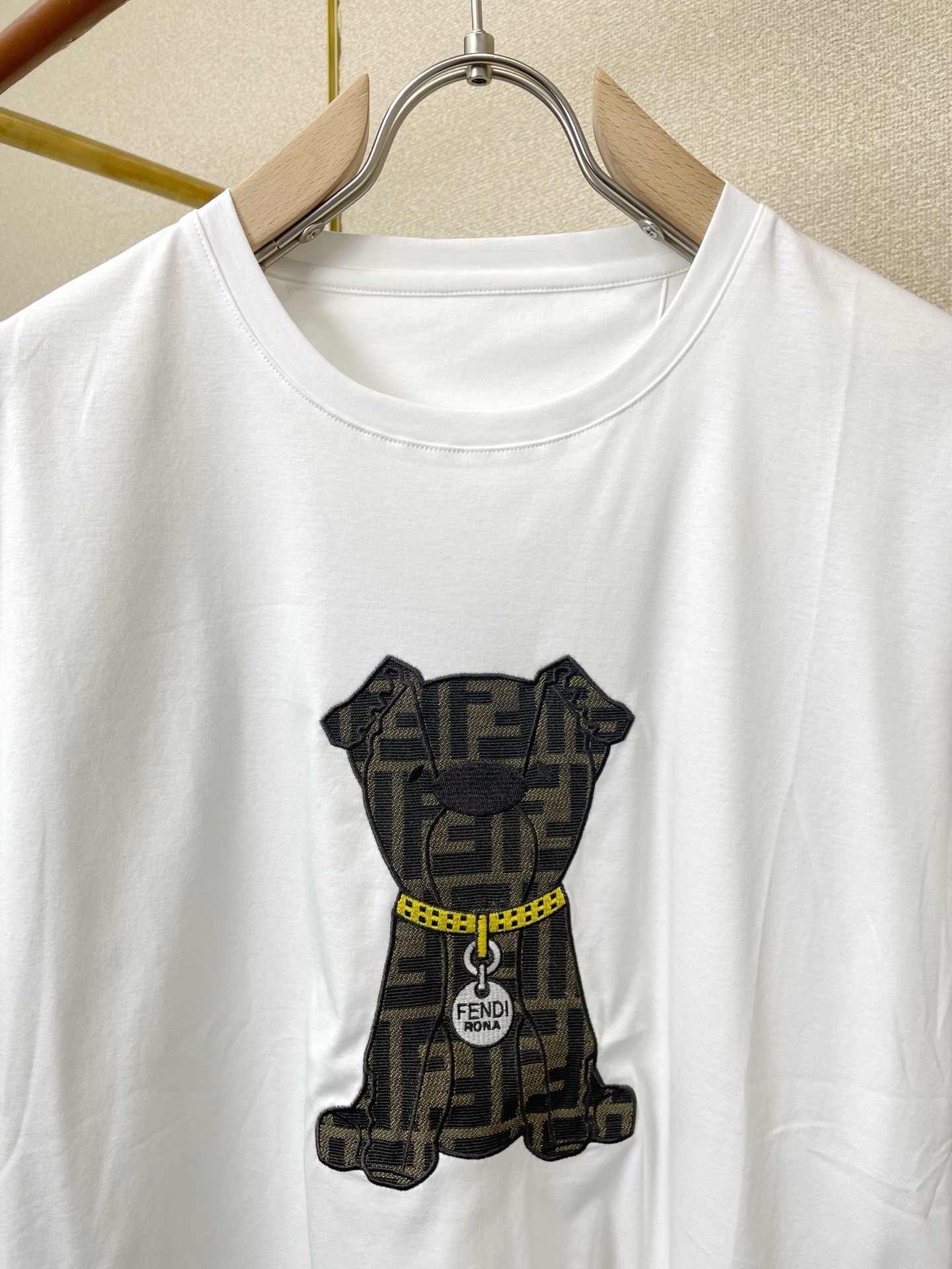 。FENDI芬迪💥独家专供新款原单男士休闲短袖 高端定制 高端版本 时尚百搭爆款⚠️⚠️✨✨进口面料 手