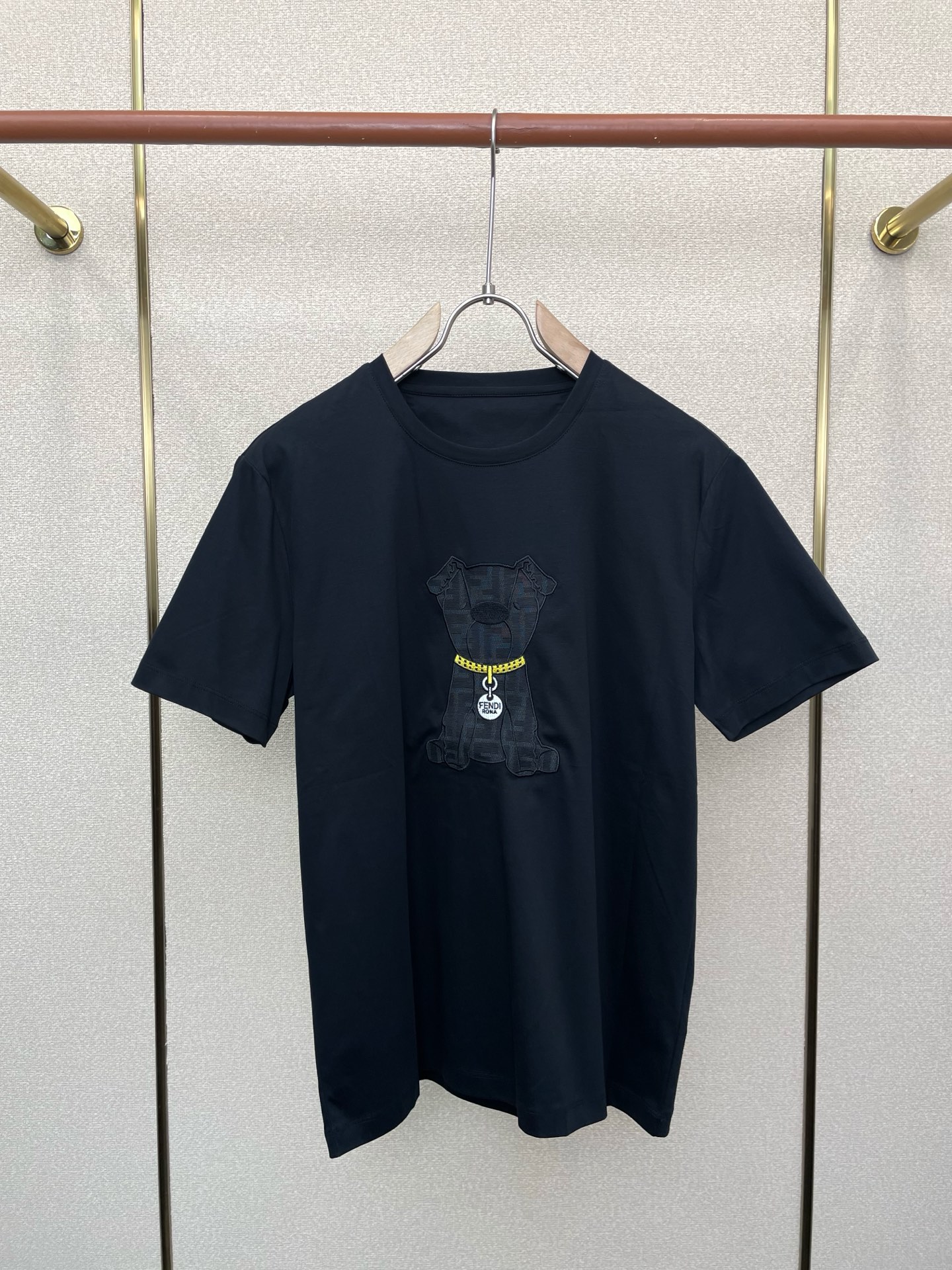 。FENDI芬迪💥独家专供新款原单男士休闲短袖 高端定制 高端版本 时尚百搭爆款⚠️⚠️✨✨进口面料 手