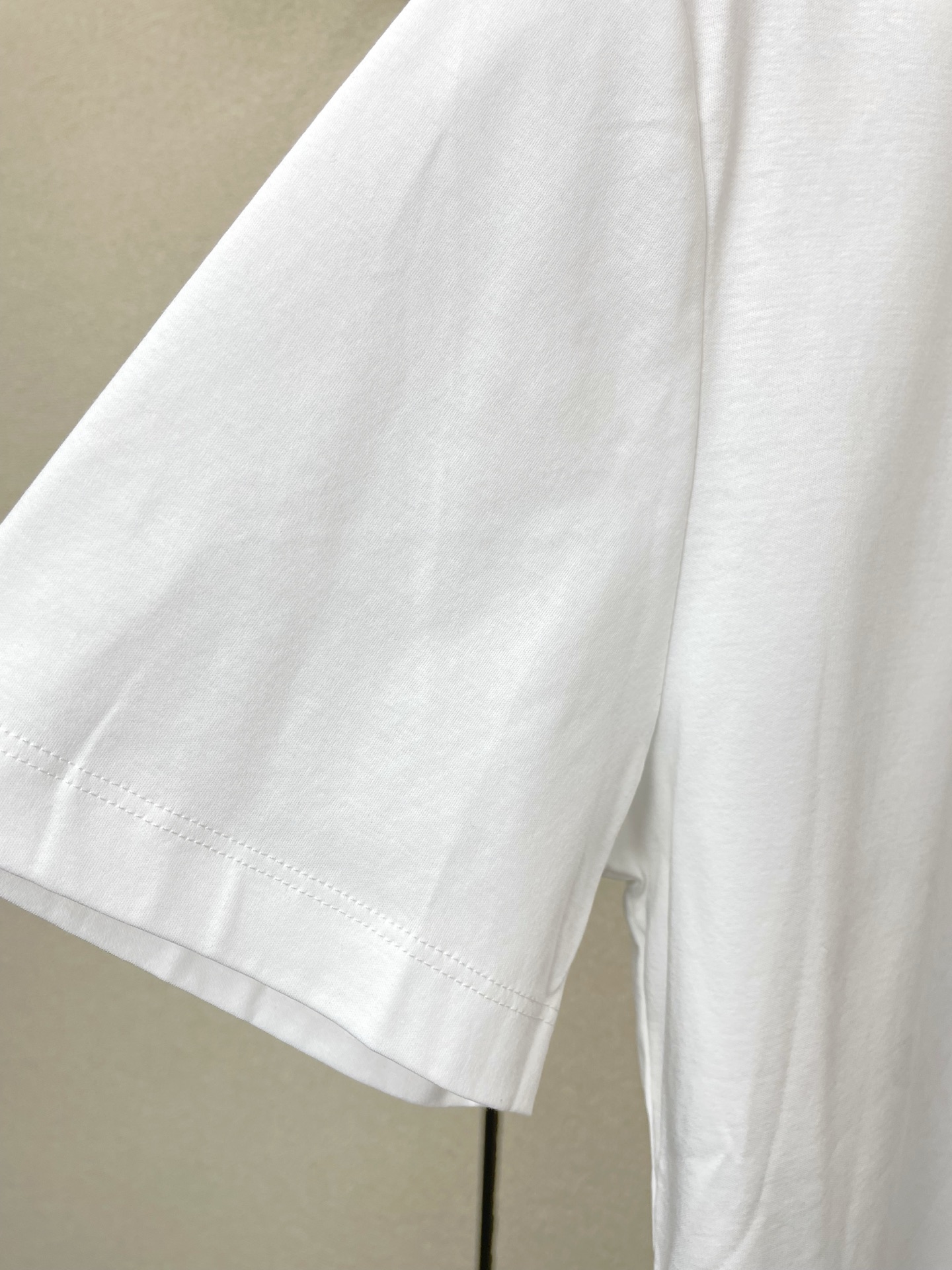 。FENDI芬迪💥独家专供新款原单男士休闲短袖 高端定制 高端版本 时尚百搭爆款⚠️⚠️✨✨进口面料 手