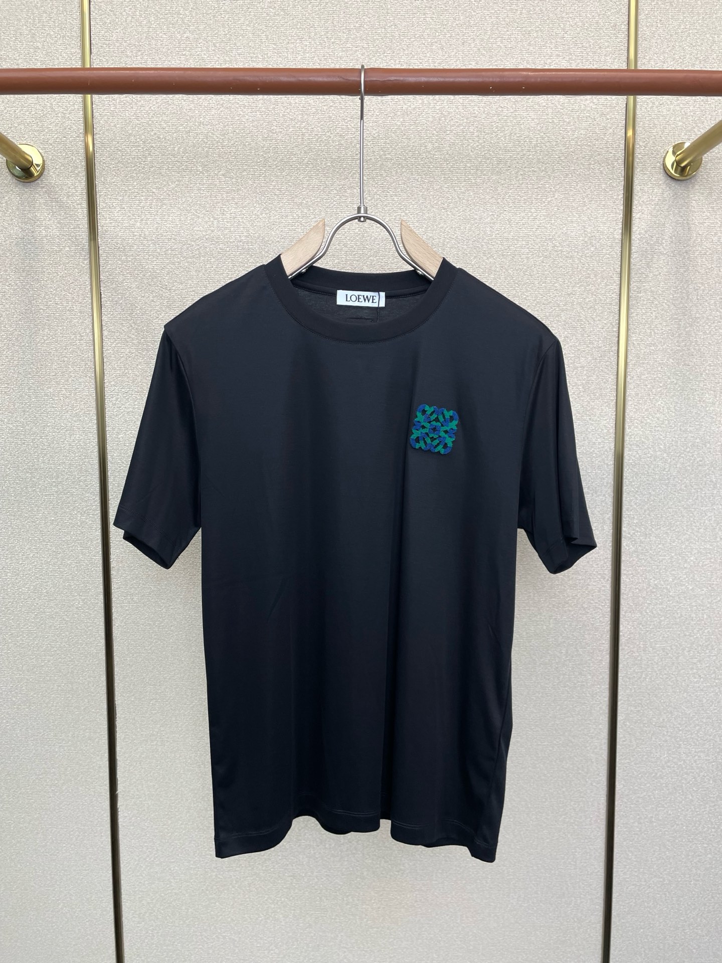。LOEWE罗意威💥砸锅卖铁都要上的新款新款原单男士休闲短袖 高端定制 高端版本 时尚百搭爆款⚠️⚠️✨