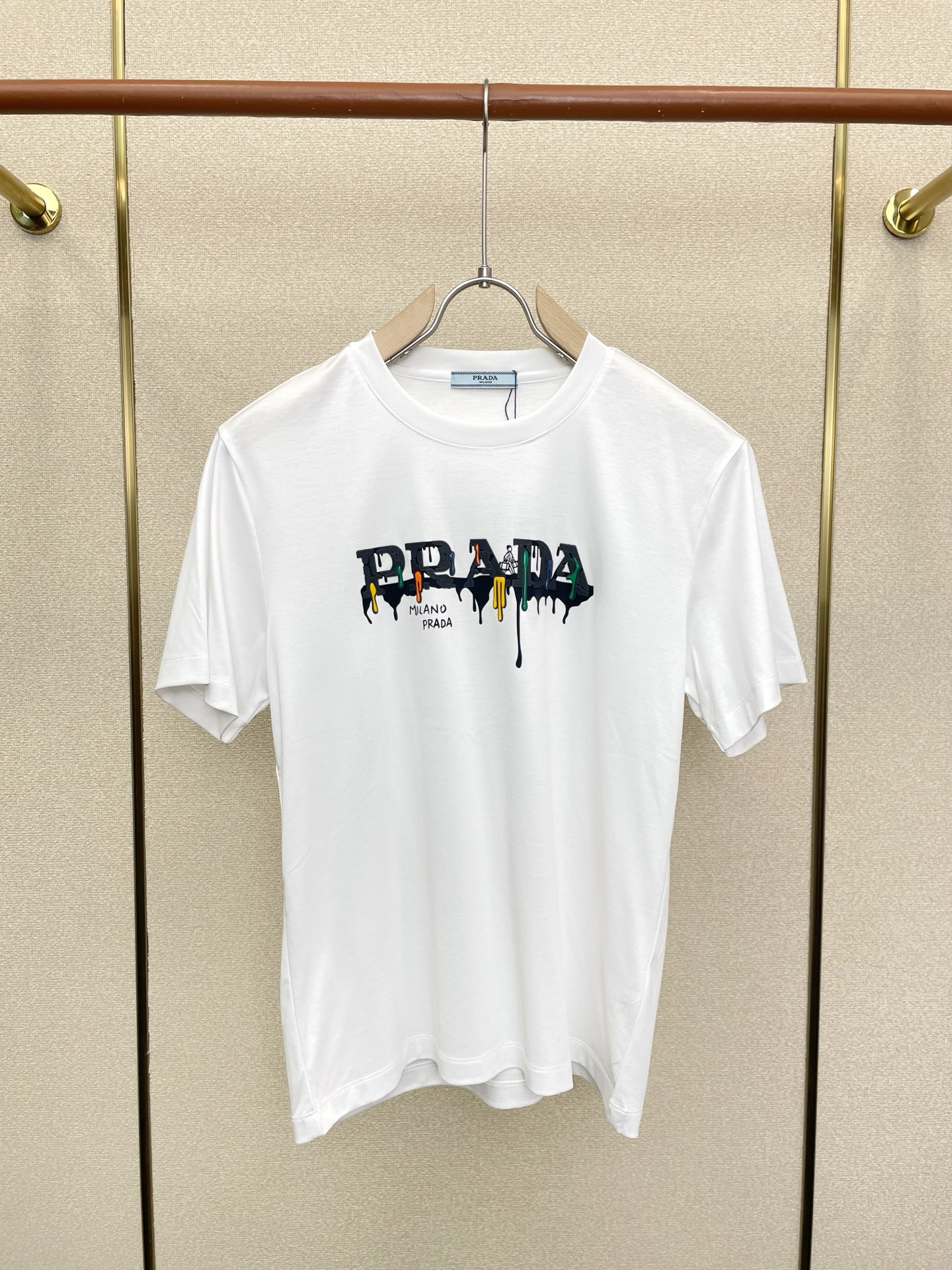。Prada普拉达💥砸锅卖铁都要上的新款新款原单男士休闲短袖 高端定制 高端版本 时尚百搭爆款⚠️⚠️✨