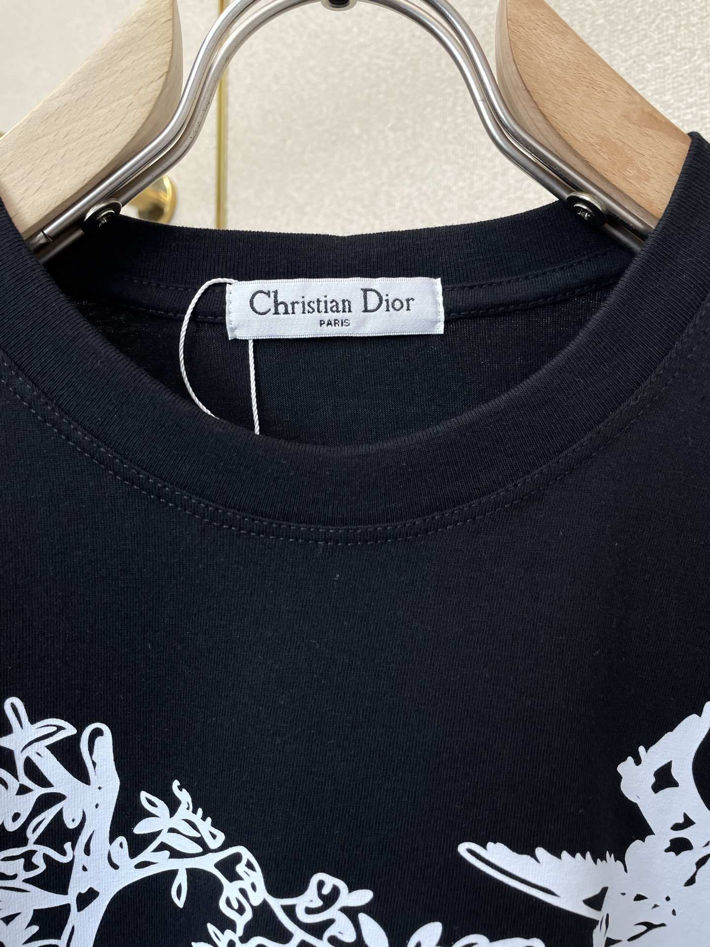 。Dior迪奥💥砸锅卖铁都要上的新款新款原单男士休闲短袖 高端定制 高端版本 时尚百搭爆款⚠️⚠️✨✨进