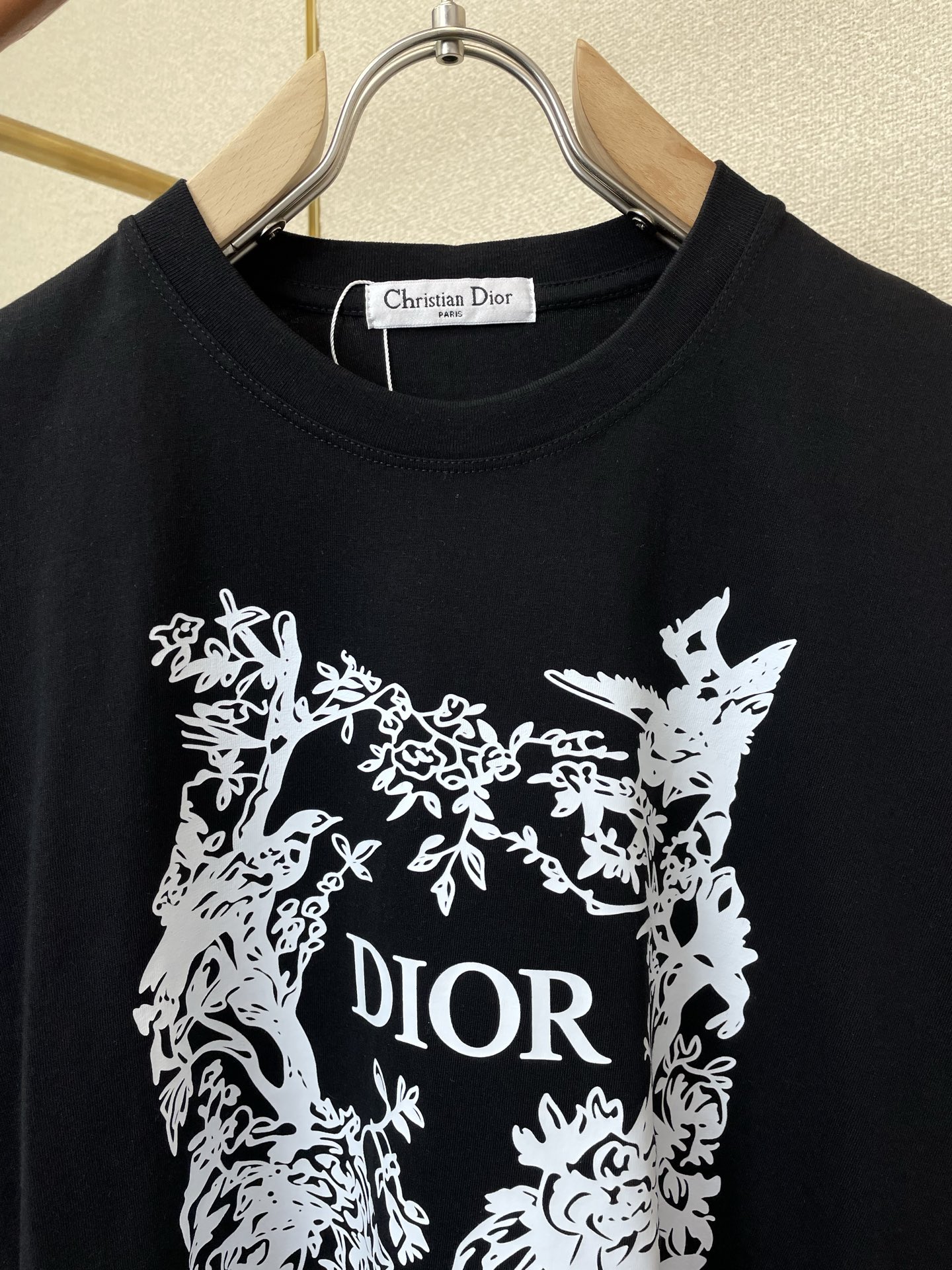 。Dior迪奥💥砸锅卖铁都要上的新款新款原单男士休闲短袖 高端定制 高端版本 时尚百搭爆款⚠️⚠️✨✨进