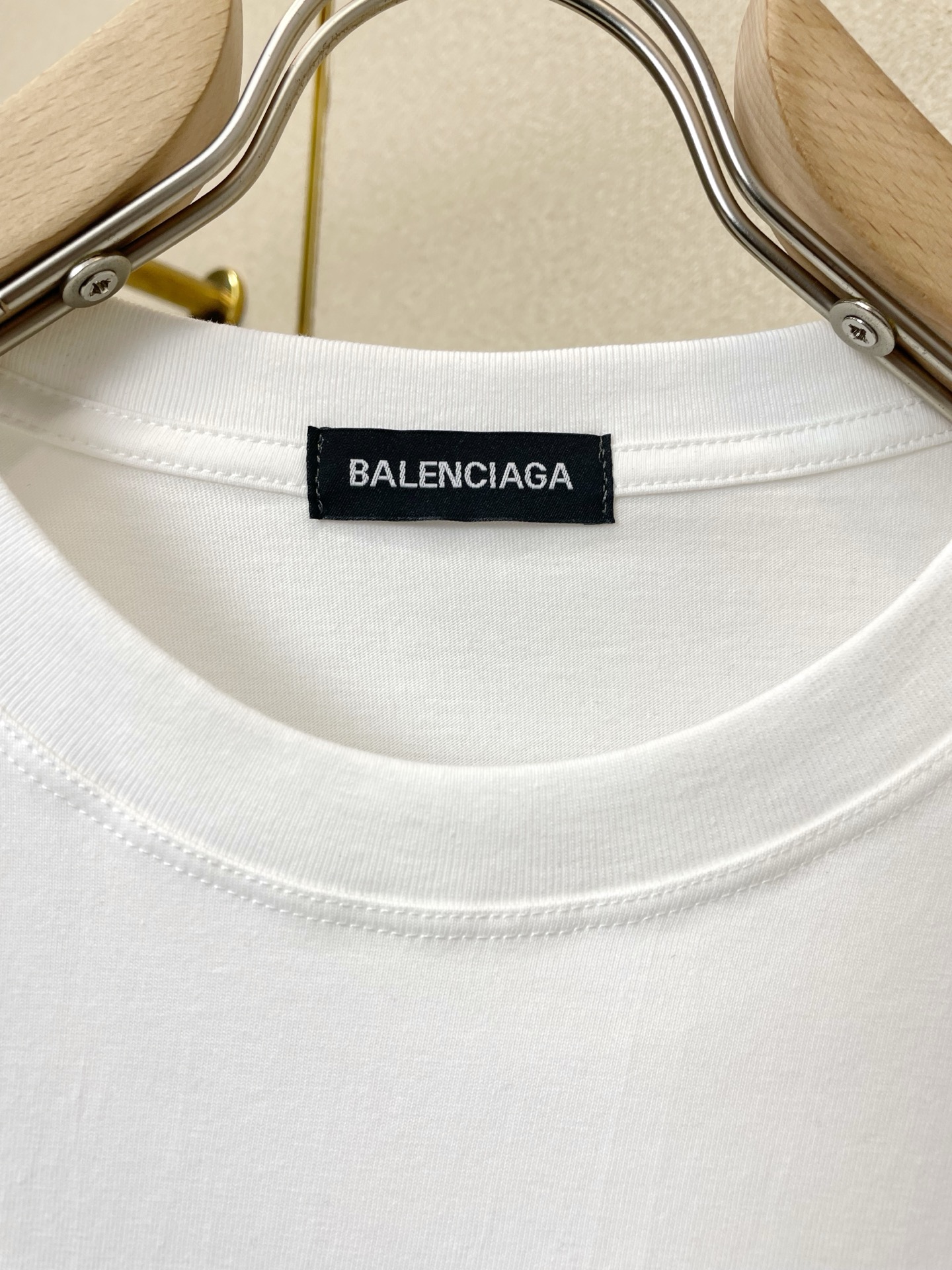 。Balenciaga巴黎世家💥砸锅卖铁都要上的新款新款原单男士休闲短袖 高端定制 高端版本 时尚百搭爆