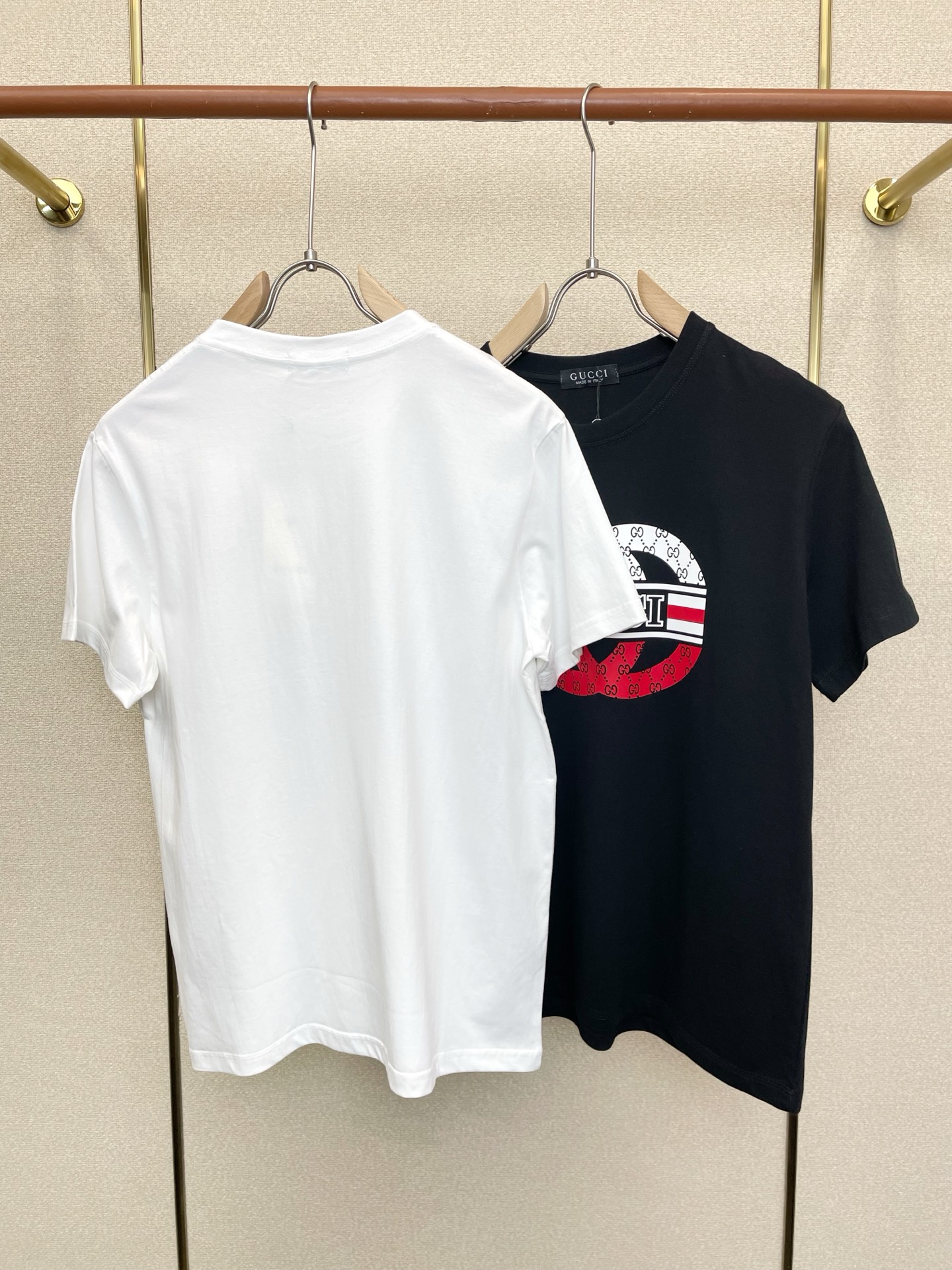 。Gucci古驰💥砸锅卖铁都要上的新款新款原单男士休闲短袖 高端定制 高端版本 时尚百搭爆款⚠️⚠️✨✨