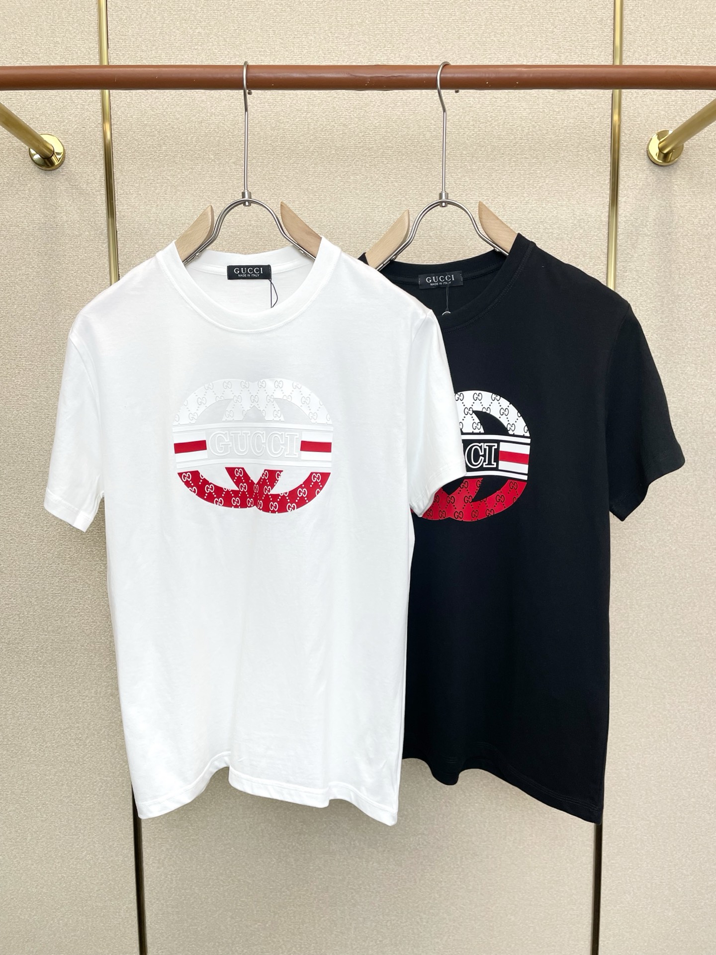 。Gucci古驰💥砸锅卖铁都要上的新款新款原单男士休闲短袖 高端定制 高端版本 时尚百搭爆款⚠️⚠️✨✨