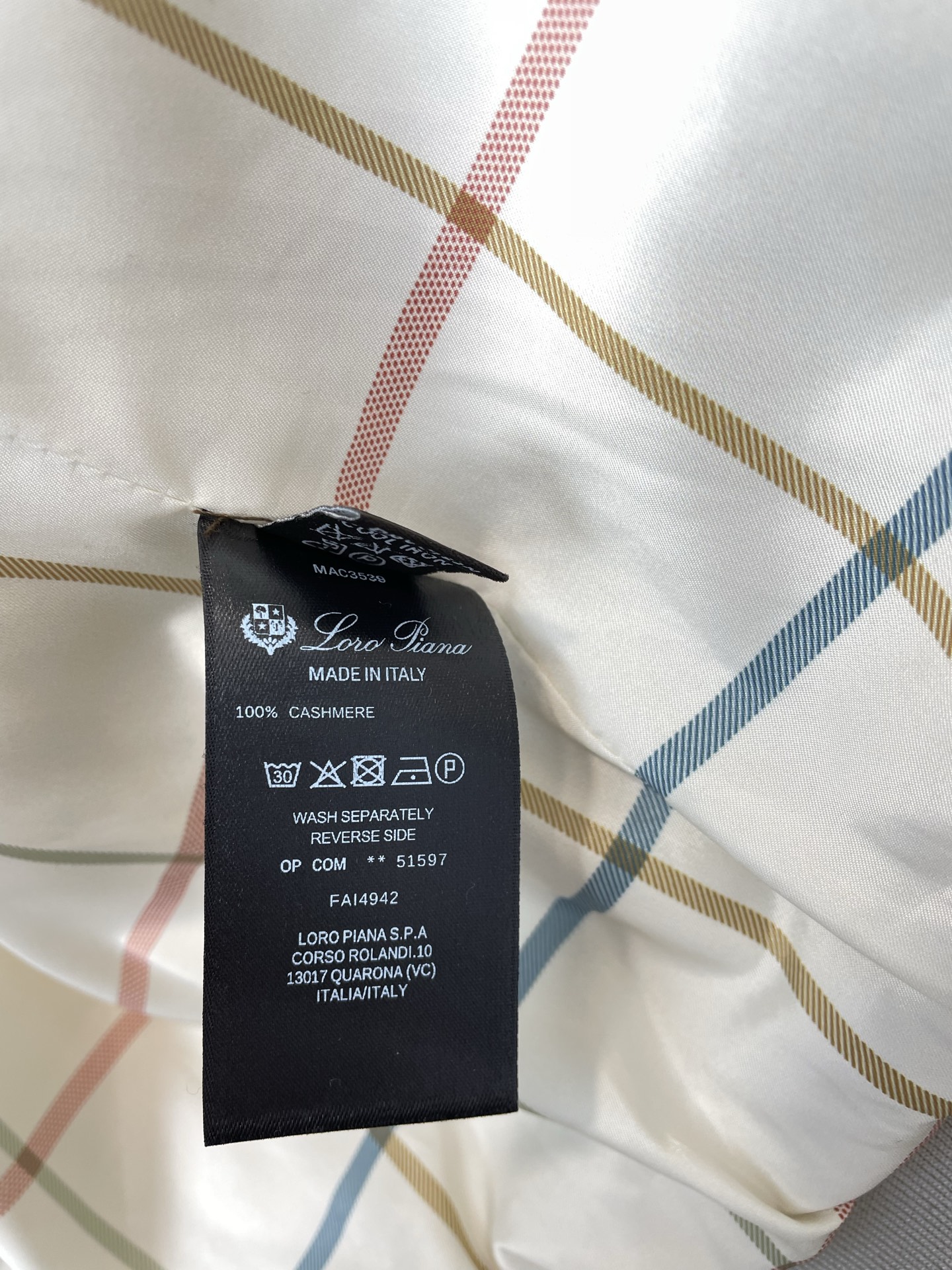 。Loro Piana-Loro Piana诺悠翩雅💥砸锅卖铁都要上的新款新款原单男士休闲立领夹克外套 