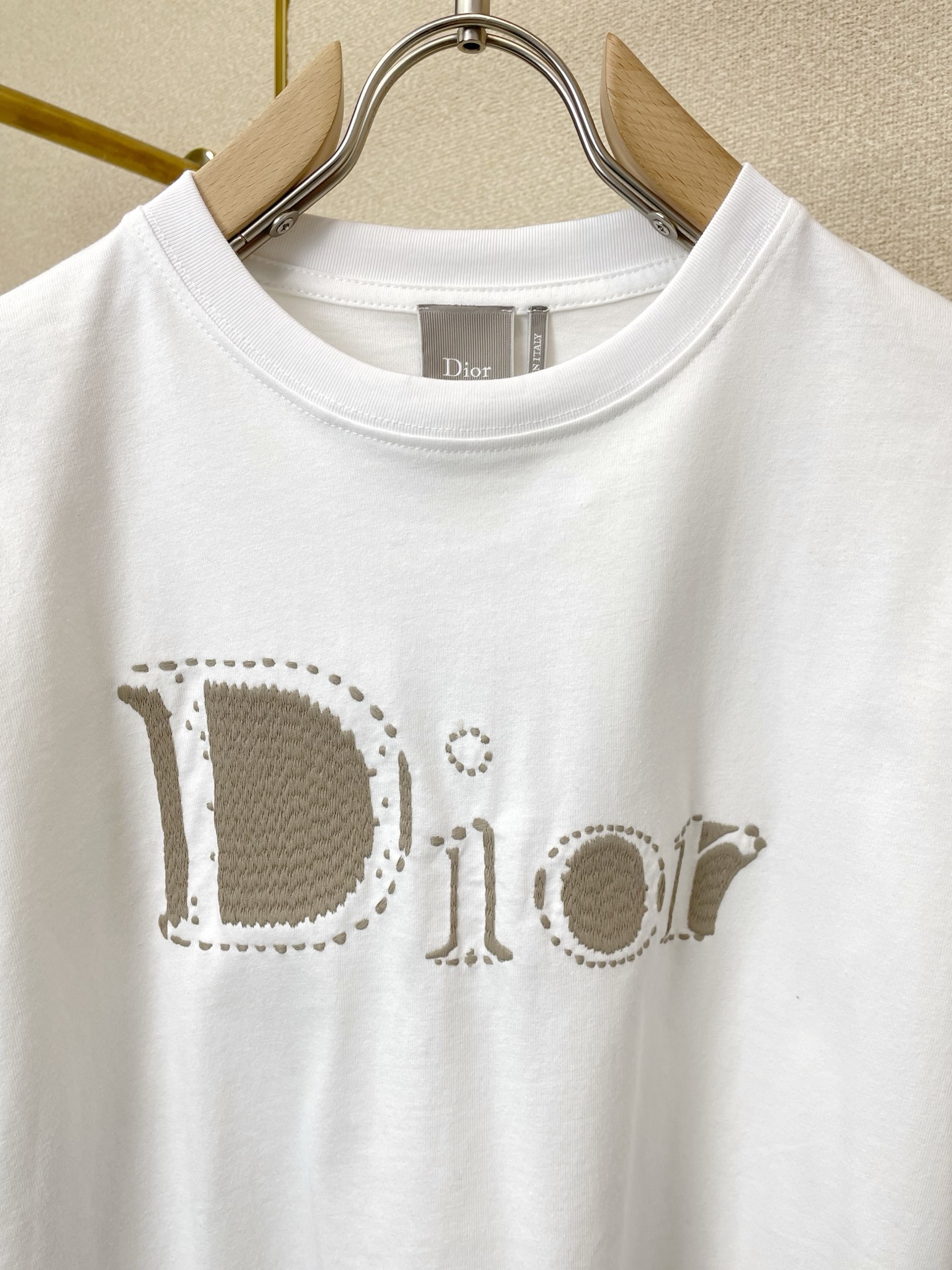 。Dior迪奥💥砸锅卖铁都要上的新款新款原单男士休闲短袖 高端定制 高版本 时尚百搭爆款⚠️⚠️✨✨进口