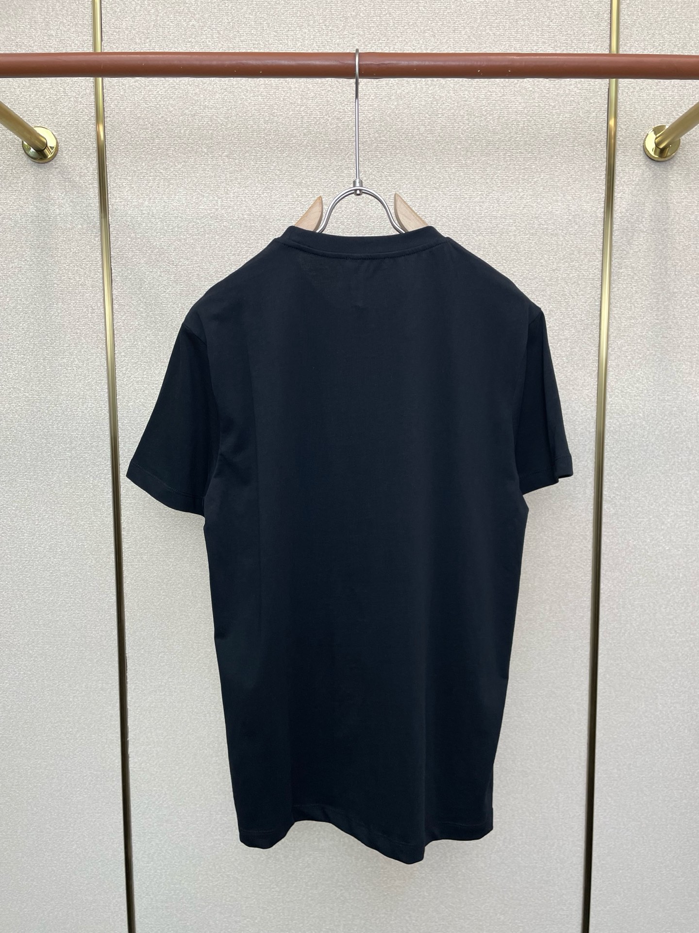 。Versace范思哲💥砸锅卖铁都要上的新款新款原单男士休闲短袖 高端定制 高版本 时尚百搭爆款⚠️⚠️