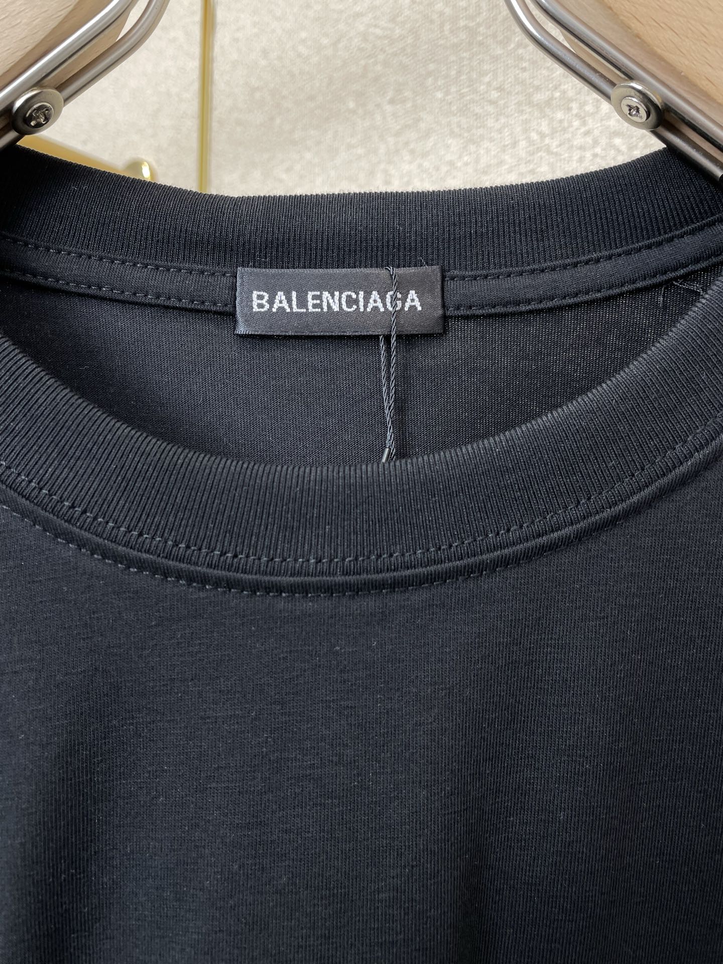 。Balenciaga巴黎世家💥砸锅卖铁都要上的新款新款男士休闲短袖 高端定制 高端版本 时尚百搭爆款⚠