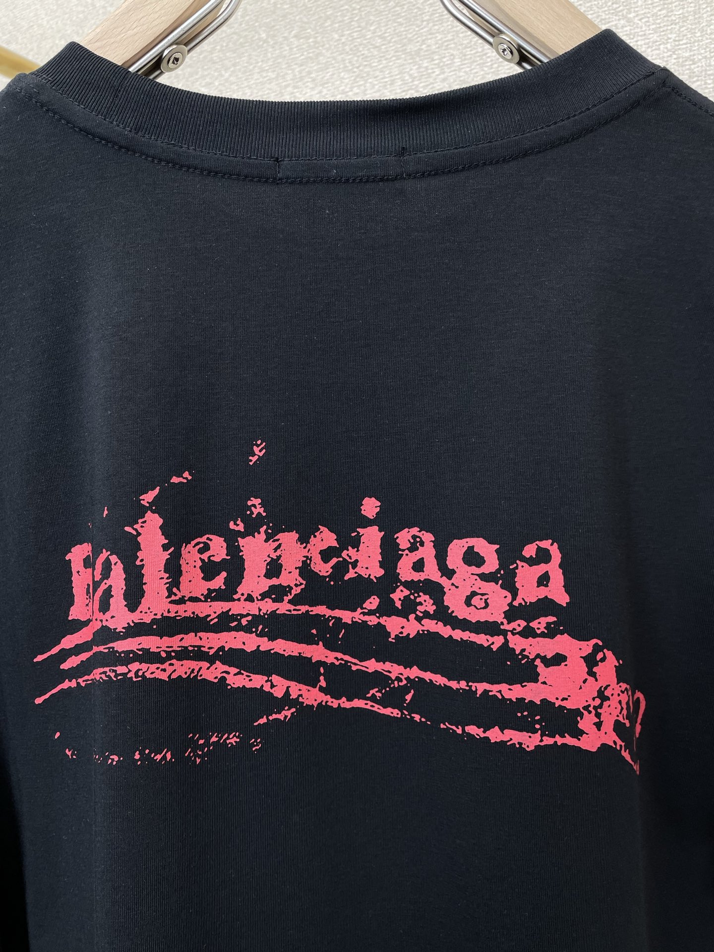 。Balenciaga巴黎世家💥砸锅卖铁都要上的新款新款男士休闲短袖 高端定制 高端版本 时尚百搭爆款⚠