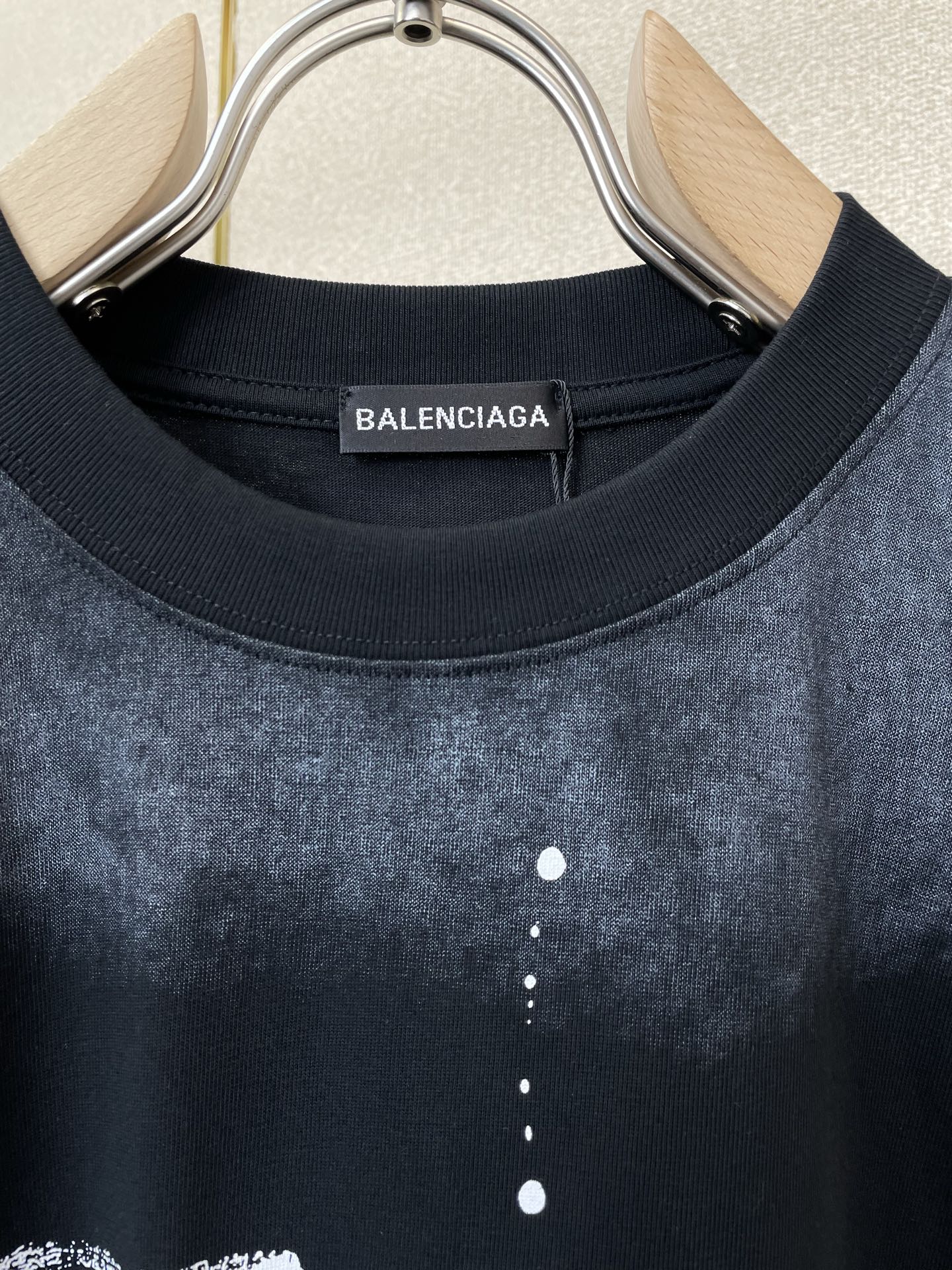 。Balenciaga巴黎世家💥砸锅卖铁都要上的新款新款男士休闲短袖 高端定制 高端版本 时尚百搭爆款⚠