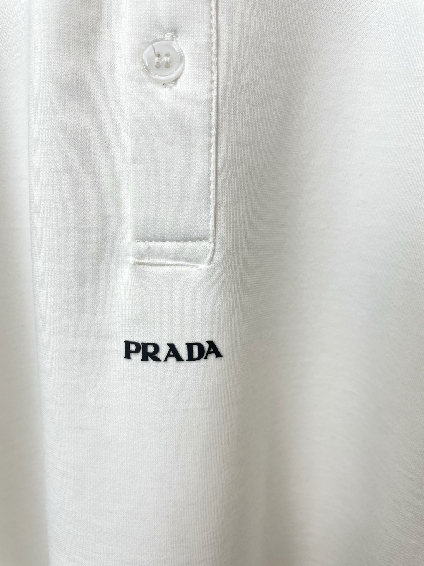 。Prada普拉达💥砸锅卖铁都要上的新款新款男士休闲Polo短袖 高端定制 高端版本 时尚百搭爆款⚠️⚠