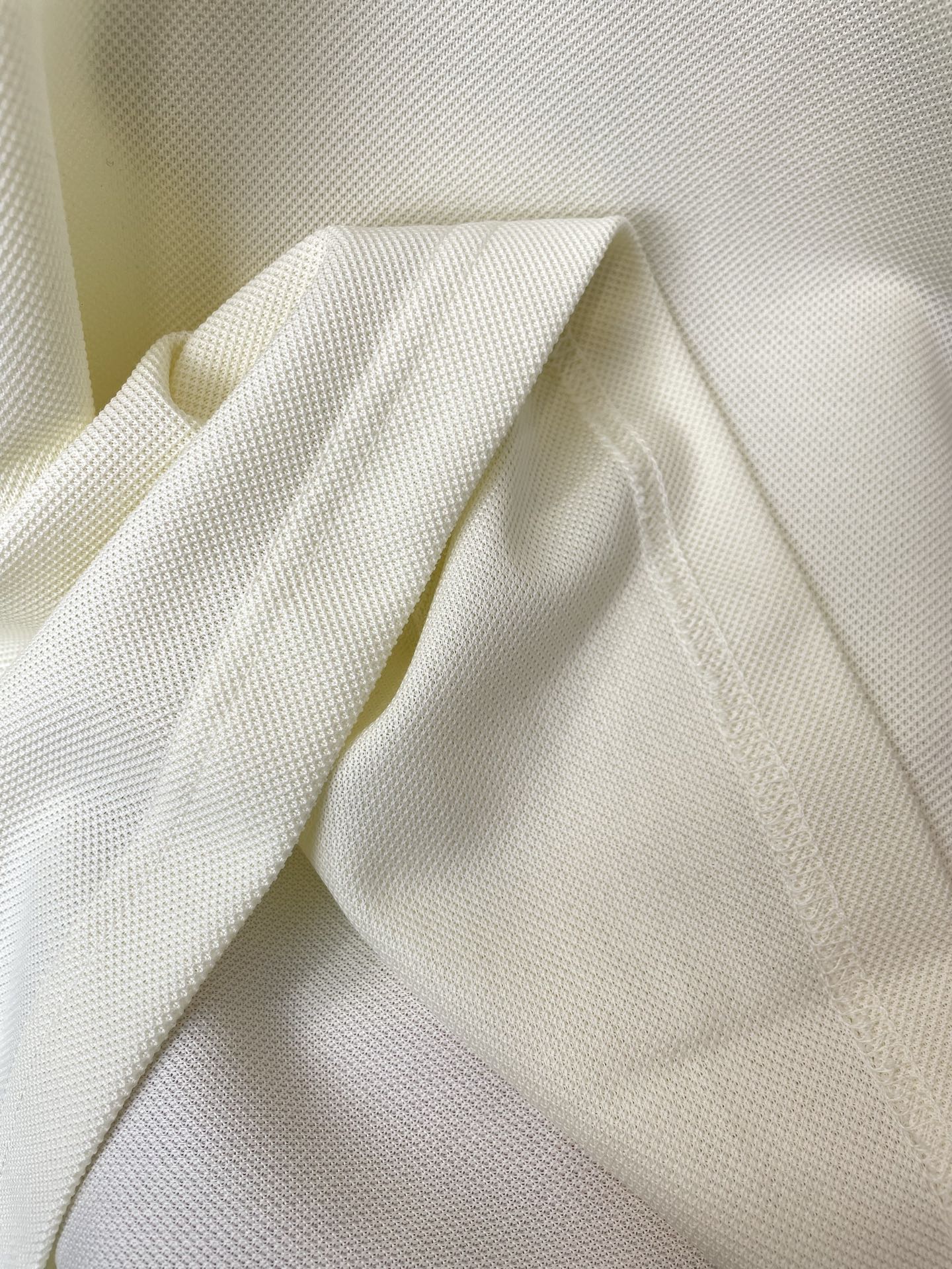 。loro Piana-loro Piana诺悠翩雅💥砸锅卖铁都要上的新款春夏新款原单男士休闲短袖。高端
