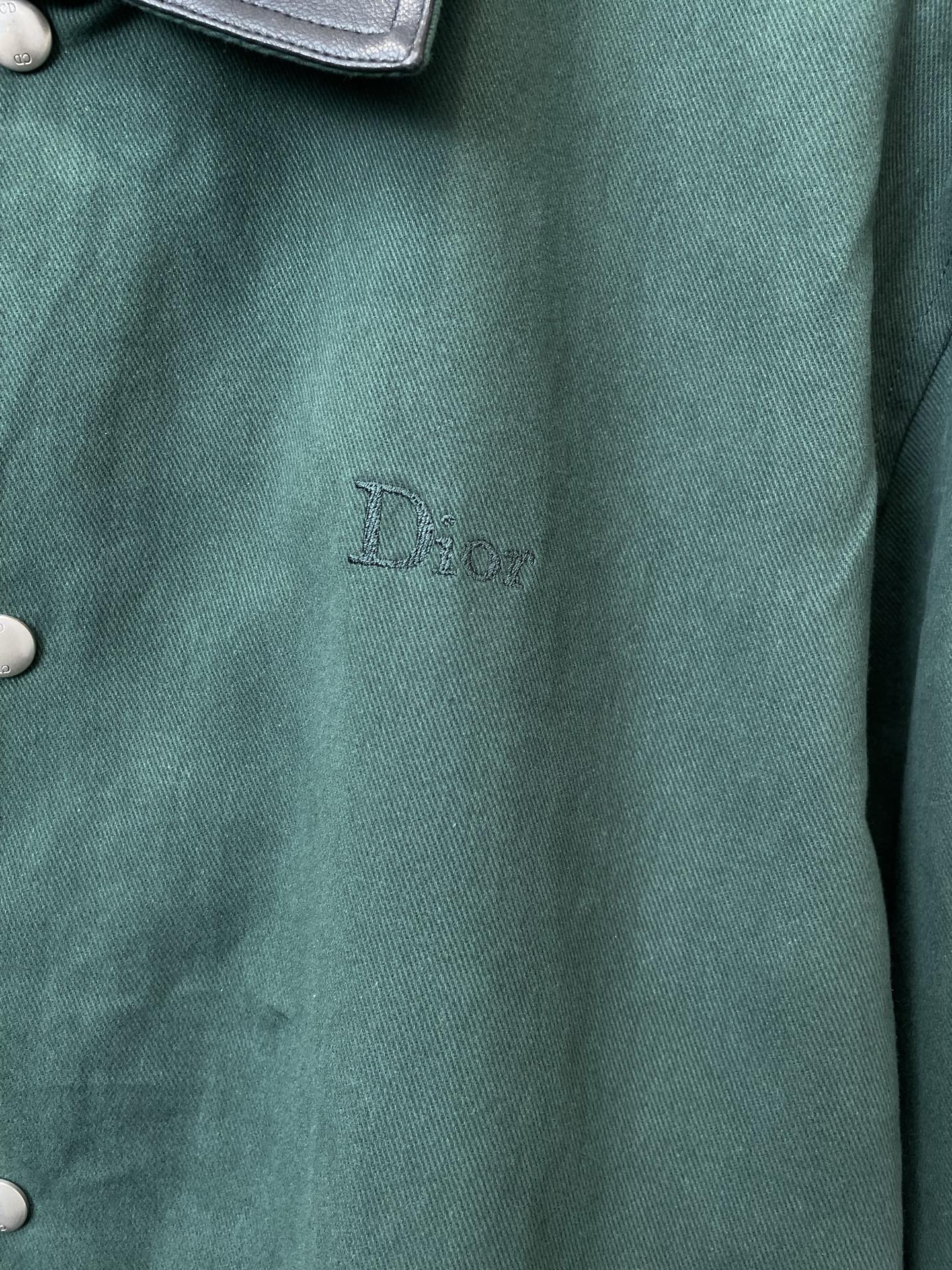 。Dior迪奥💥砸锅卖铁都要上的新款新款原单男士休闲翻领夹克 工装牛仔夹克外套 透气舒适 高端定制 高版