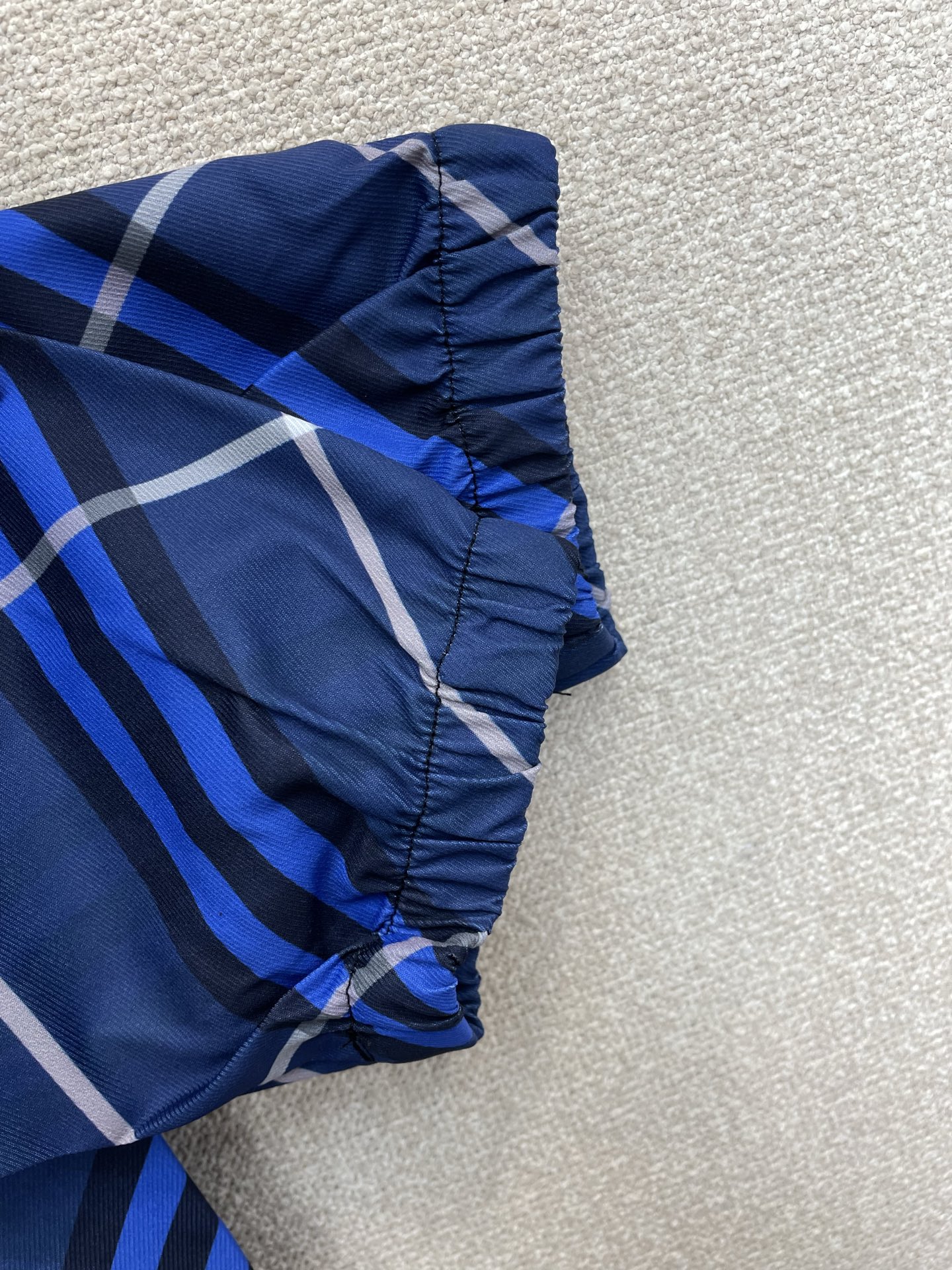 。Burberry巴宝莉💥砸锅卖铁都要上的新款新款原单男士休闲连帽夹克 透气舒适 高端定制 高版本 时尚