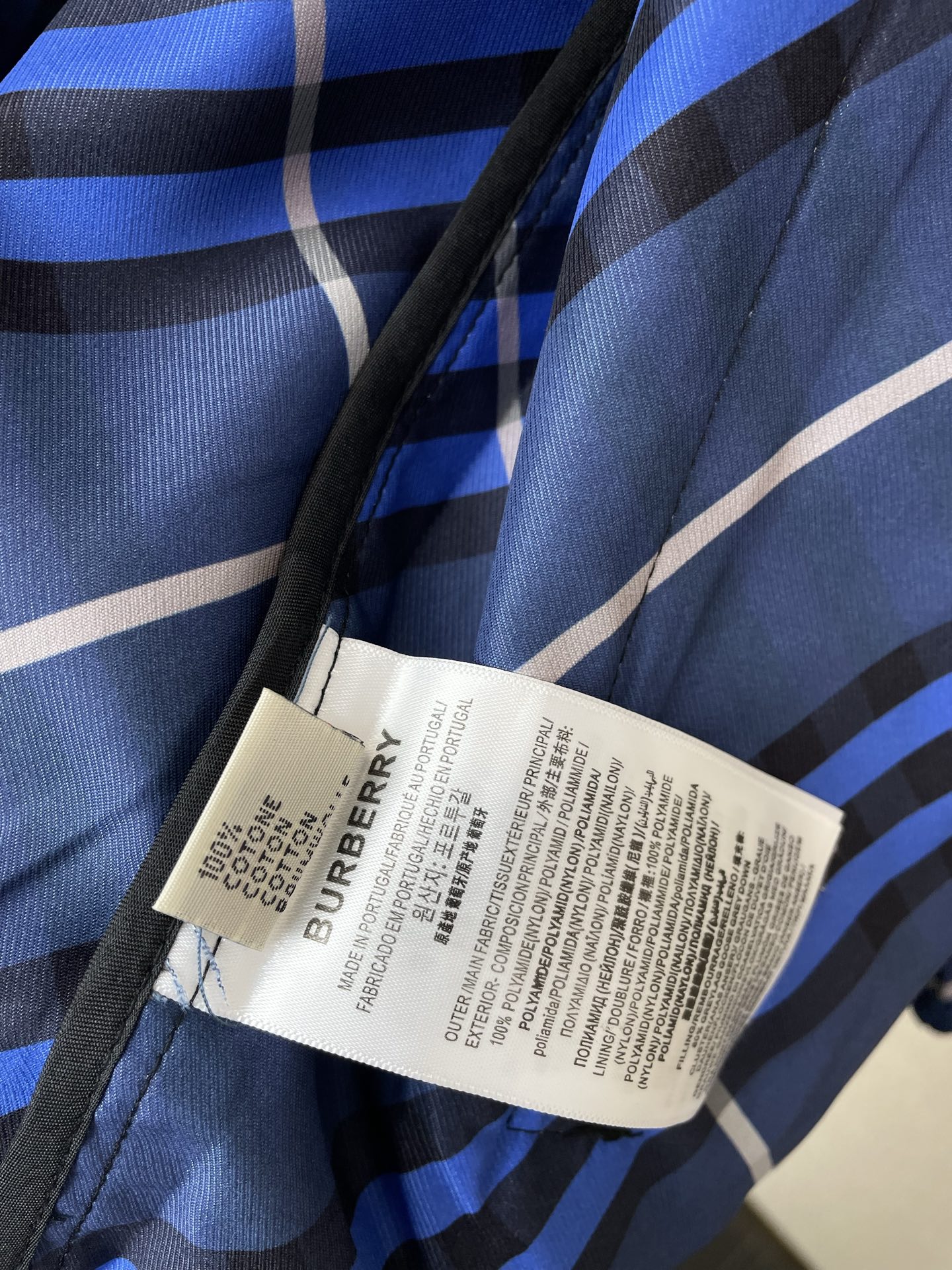 。Burberry巴宝莉💥砸锅卖铁都要上的新款新款原单男士休闲连帽夹克 透气舒适 高端定制 高版本 时尚