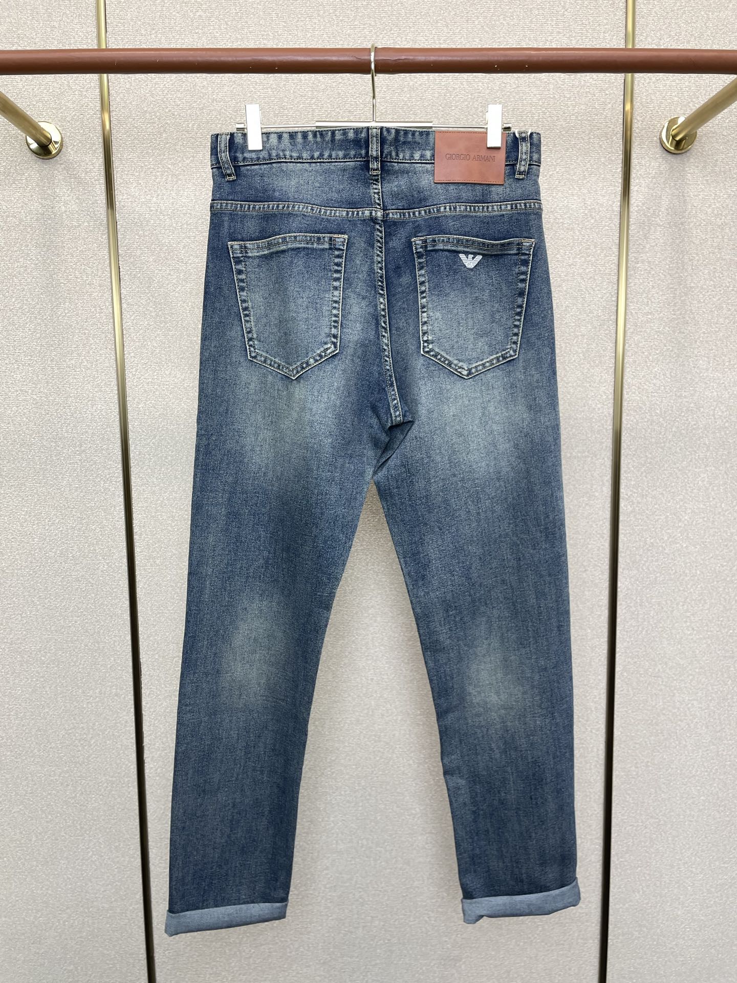 。ARMANI阿玛尼💥砸锅卖铁都要上的新款新款牛仔裤👖高端版本！专柜定制面料 透气舒适度高，细节无可挑剔