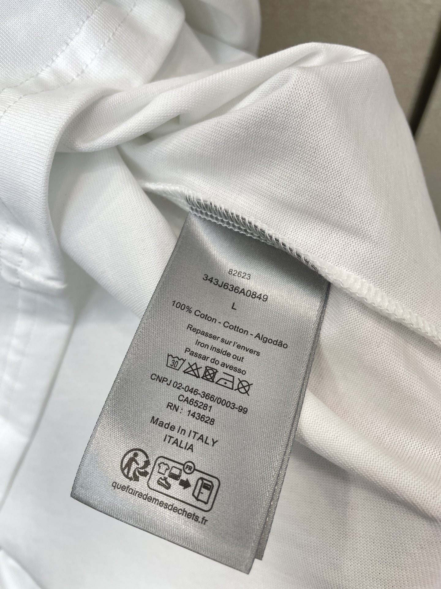 。Dior迪奥💥砸锅卖铁都要上的新款新款原单男士休闲短袖 高端定制 高端版本 时尚百搭爆款⚠️⚠️✨✨进