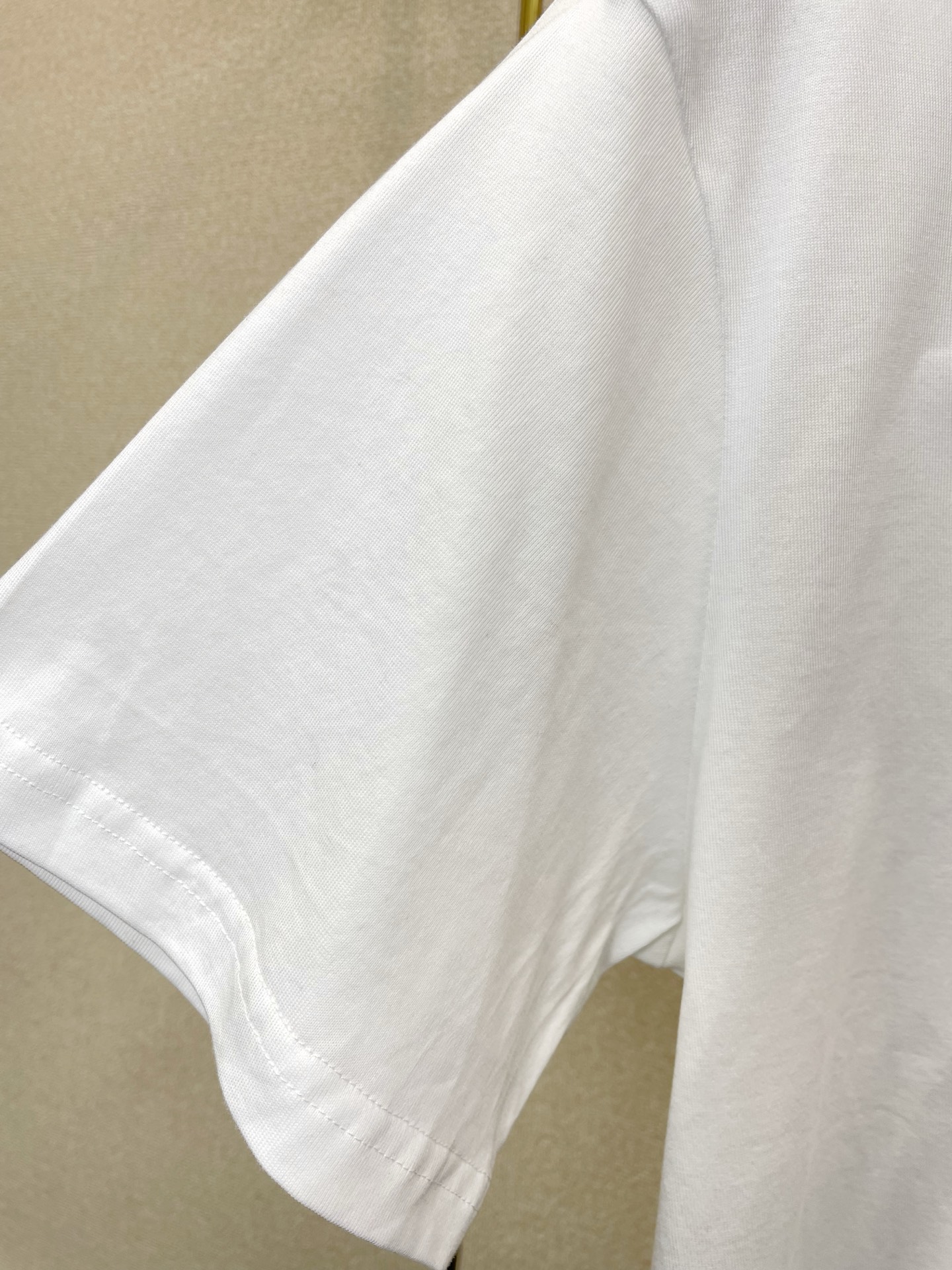 。Dior迪奥💥砸锅卖铁都要上的新款新款原单男士休闲短袖 高端定制 高端版本 时尚百搭爆款⚠️⚠️✨✨进