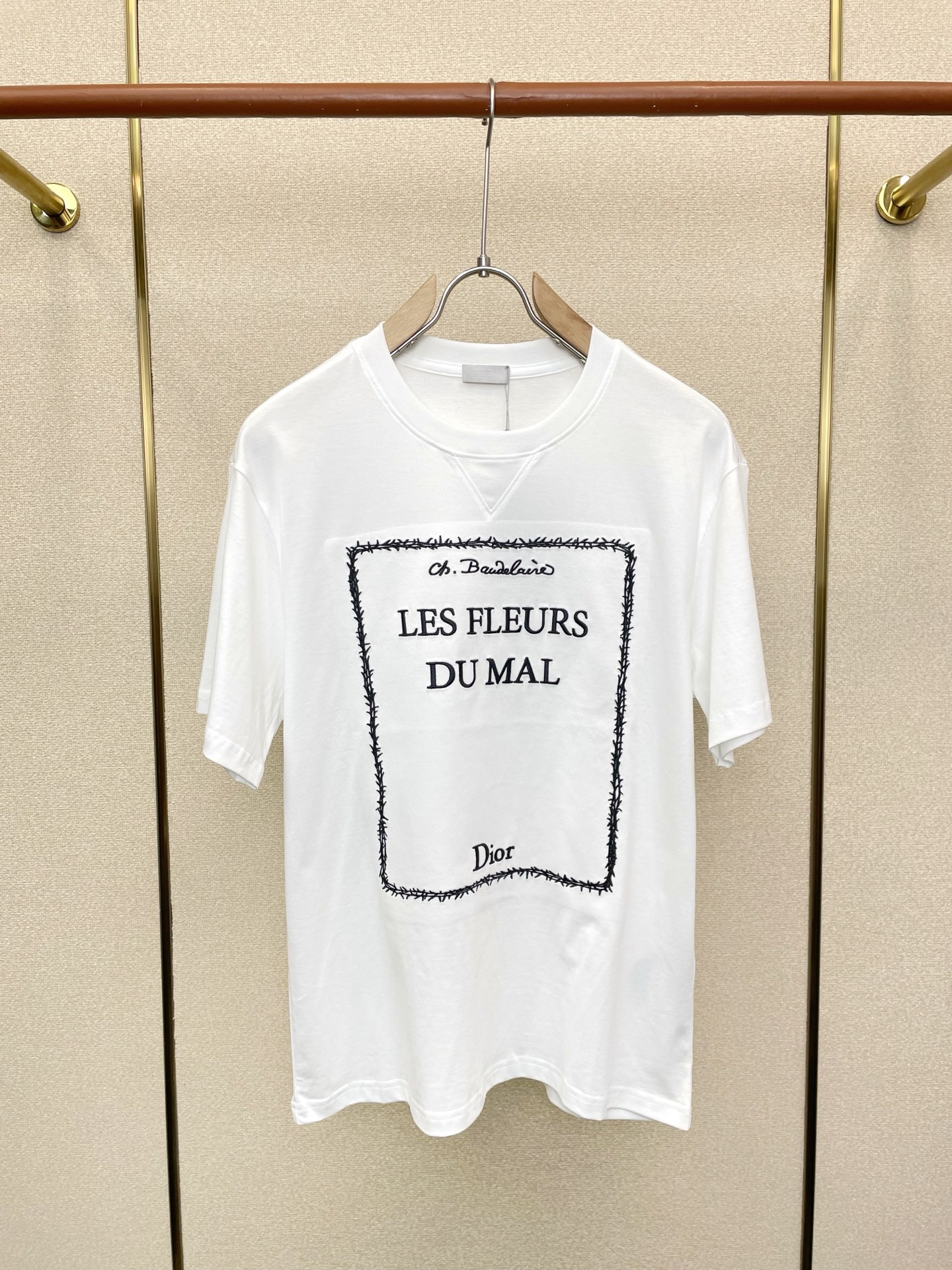 。Dior迪奥💥砸锅卖铁都要上的新款新款原单男士休闲短袖 高端定制 高端版本 时尚百搭爆款⚠️⚠️✨✨进