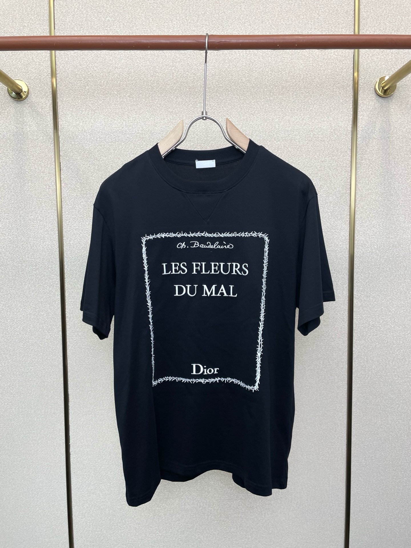 。Dior迪奥💥砸锅卖铁都要上的新款新款原单男士休闲短袖 高端定制 高端版本 时尚百搭爆款⚠️⚠️✨✨进